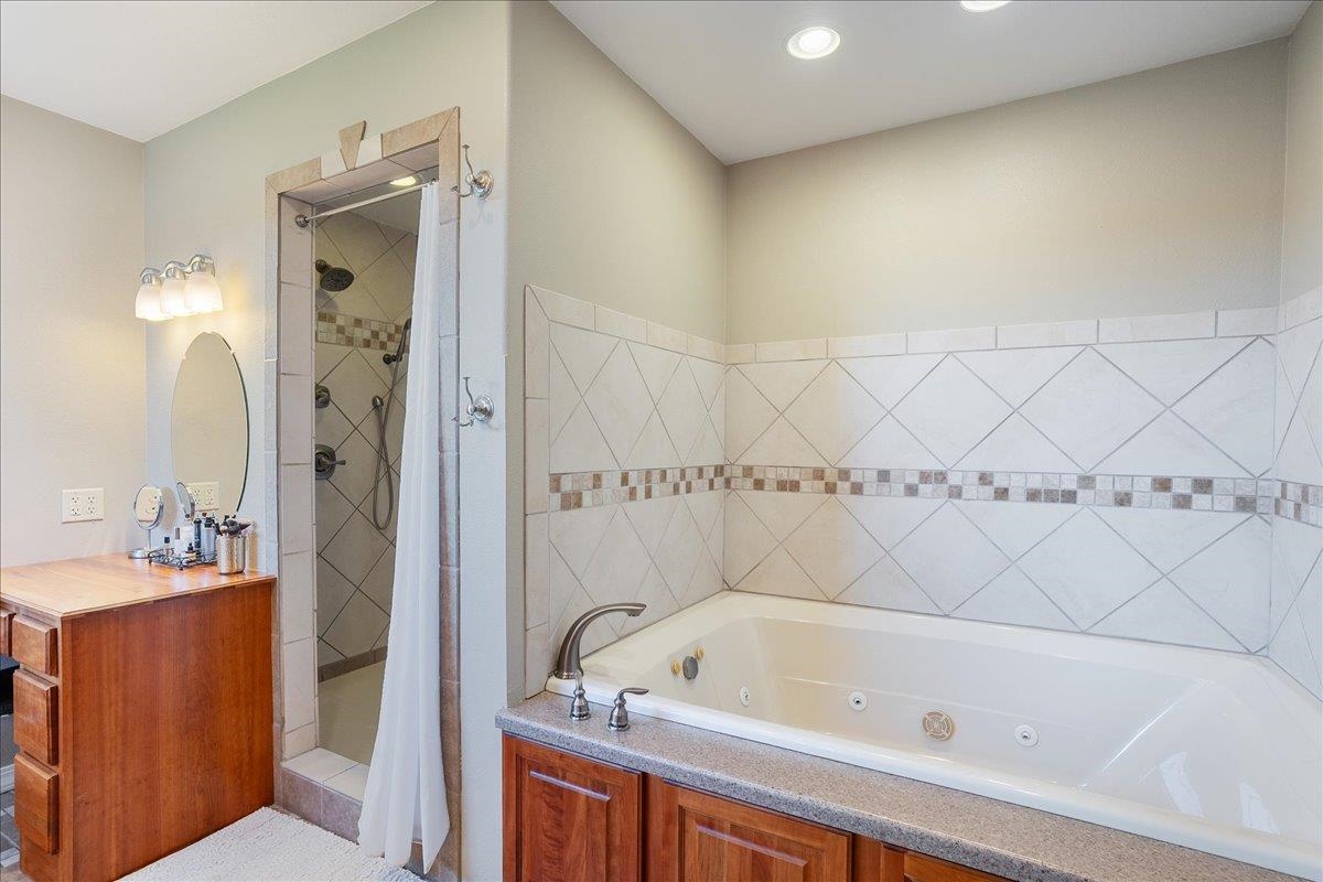 200577 PLEASANT ROAD, Marshfield, Wisconsin 54449, 4 Bedrooms Bedrooms, ,4 BathroomsBathrooms,Residential,For Sale,200577 PLEASANT ROAD,22501993
