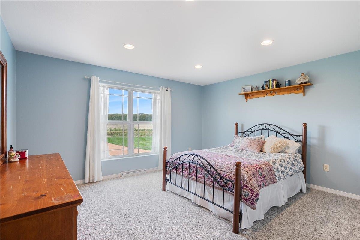 200577 PLEASANT ROAD, Marshfield, Wisconsin 54449, 4 Bedrooms Bedrooms, ,4 BathroomsBathrooms,Residential,For Sale,200577 PLEASANT ROAD,22501993
