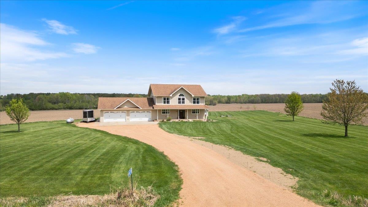 200577 PLEASANT ROAD, Marshfield, Wisconsin 54449, 4 Bedrooms Bedrooms, ,4 BathroomsBathrooms,Residential,For Sale,200577 PLEASANT ROAD,22501993