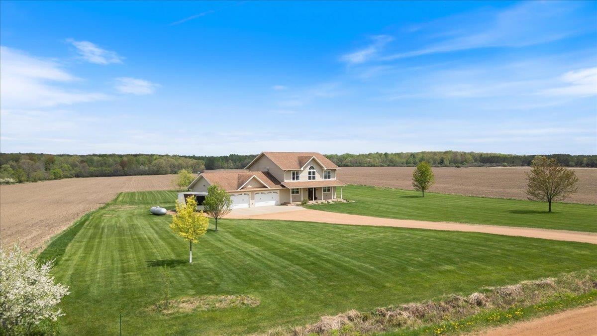 200577 PLEASANT ROAD, Marshfield, Wisconsin 54449, 4 Bedrooms Bedrooms, ,4 BathroomsBathrooms,Residential,For Sale,200577 PLEASANT ROAD,22501993