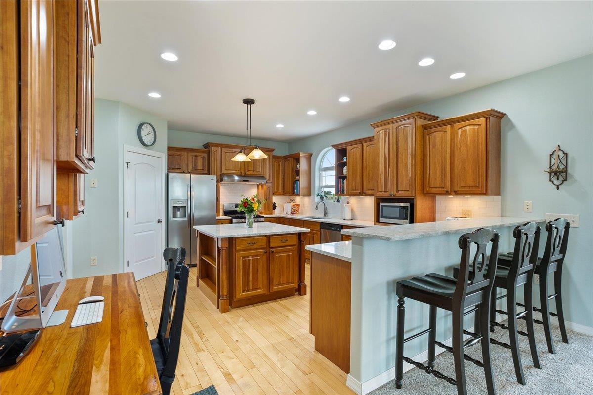200577 PLEASANT ROAD, Marshfield, Wisconsin 54449, 4 Bedrooms Bedrooms, ,4 BathroomsBathrooms,Residential,For Sale,200577 PLEASANT ROAD,22501993