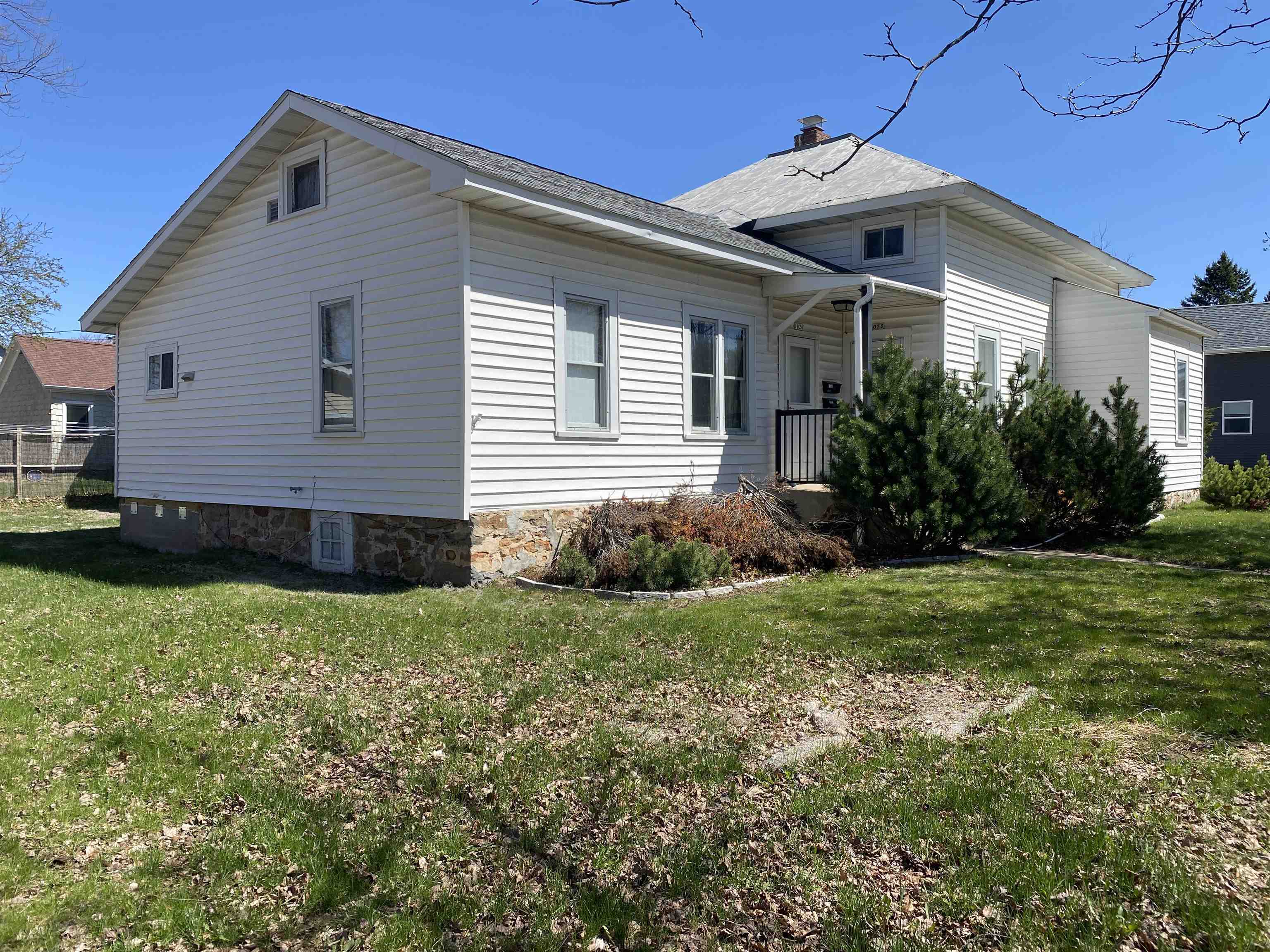 1026 FOURTH AVENUE, Stevens Point, Wisconsin 54481, 3 Bedrooms Bedrooms, ,2 BathroomsBathrooms,Residential,For Sale,1026 FOURTH AVENUE,22501994
