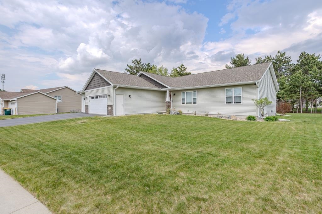 5009 QUIRT-SANN DRIVE, Weston, Wisconsin 54476, 4 Bedrooms Bedrooms, ,2 BathroomsBathrooms,Residential,For Sale,5009 QUIRT-SANN DRIVE,22501995