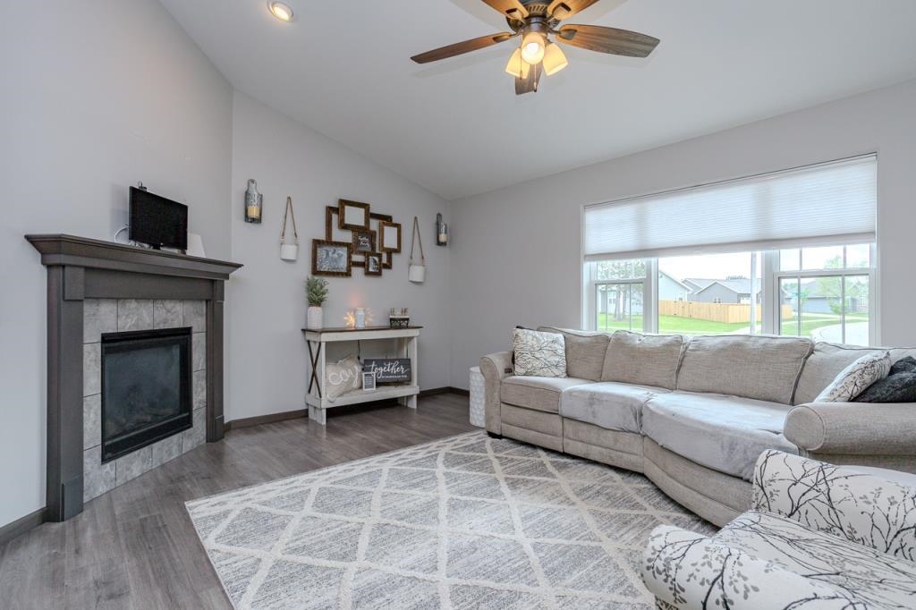 5009 QUIRT-SANN DRIVE, Weston, Wisconsin 54476, 4 Bedrooms Bedrooms, ,2 BathroomsBathrooms,Residential,For Sale,5009 QUIRT-SANN DRIVE,22501995