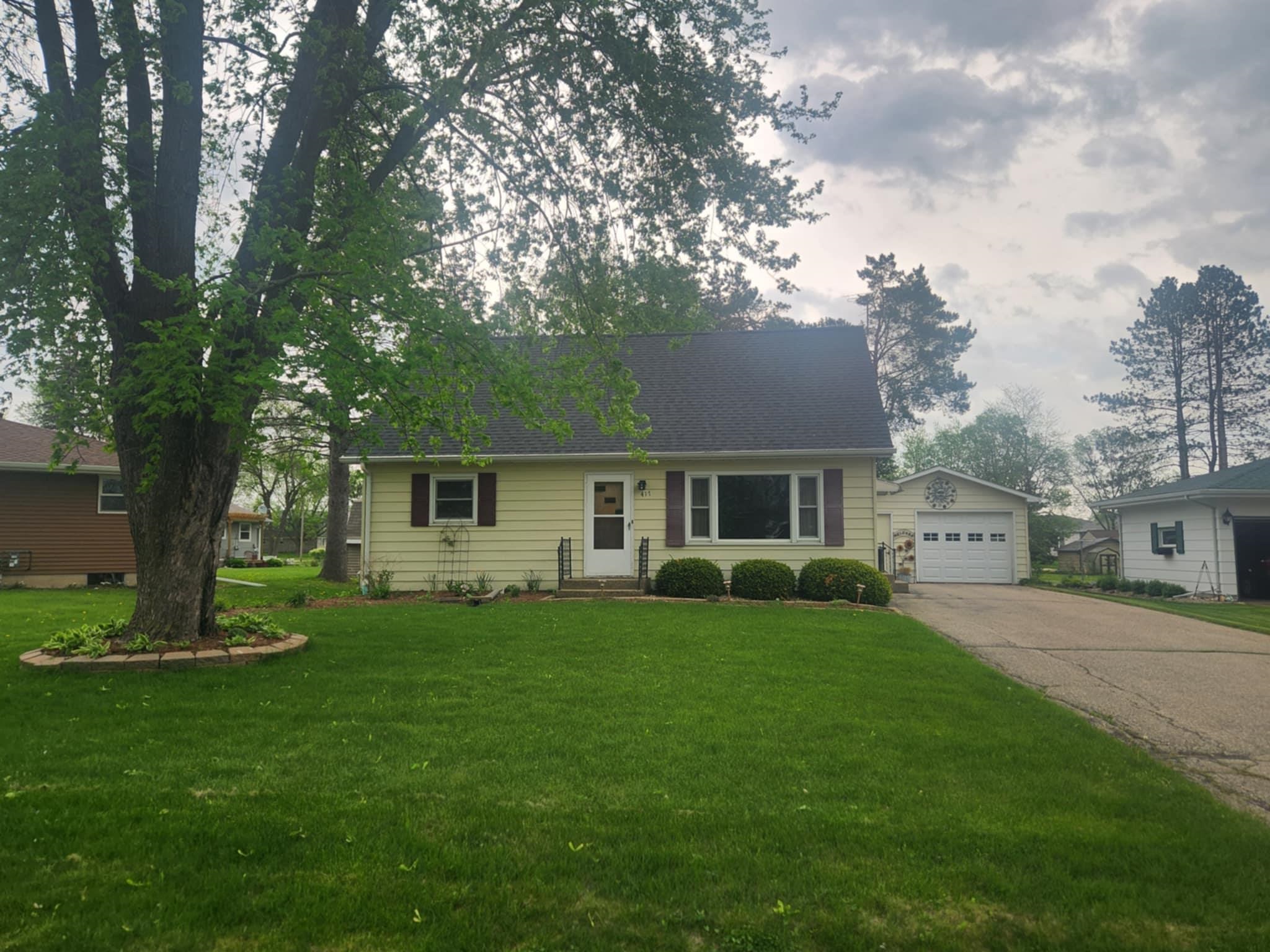 417 WILDWOOD COURT, Marshfield, Wisconsin 54449, 4 Bedrooms Bedrooms, ,1 BathroomBathrooms,Residential,For Sale,417 WILDWOOD COURT,22501996