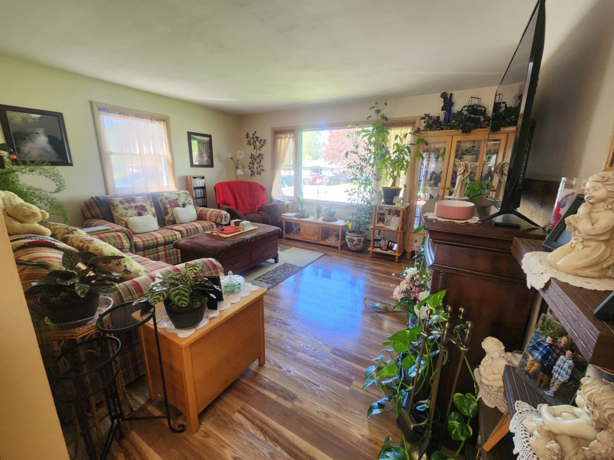 417 WILDWOOD COURT, Marshfield, Wisconsin 54449, 4 Bedrooms Bedrooms, ,1 BathroomBathrooms,Residential,For Sale,417 WILDWOOD COURT,22501996