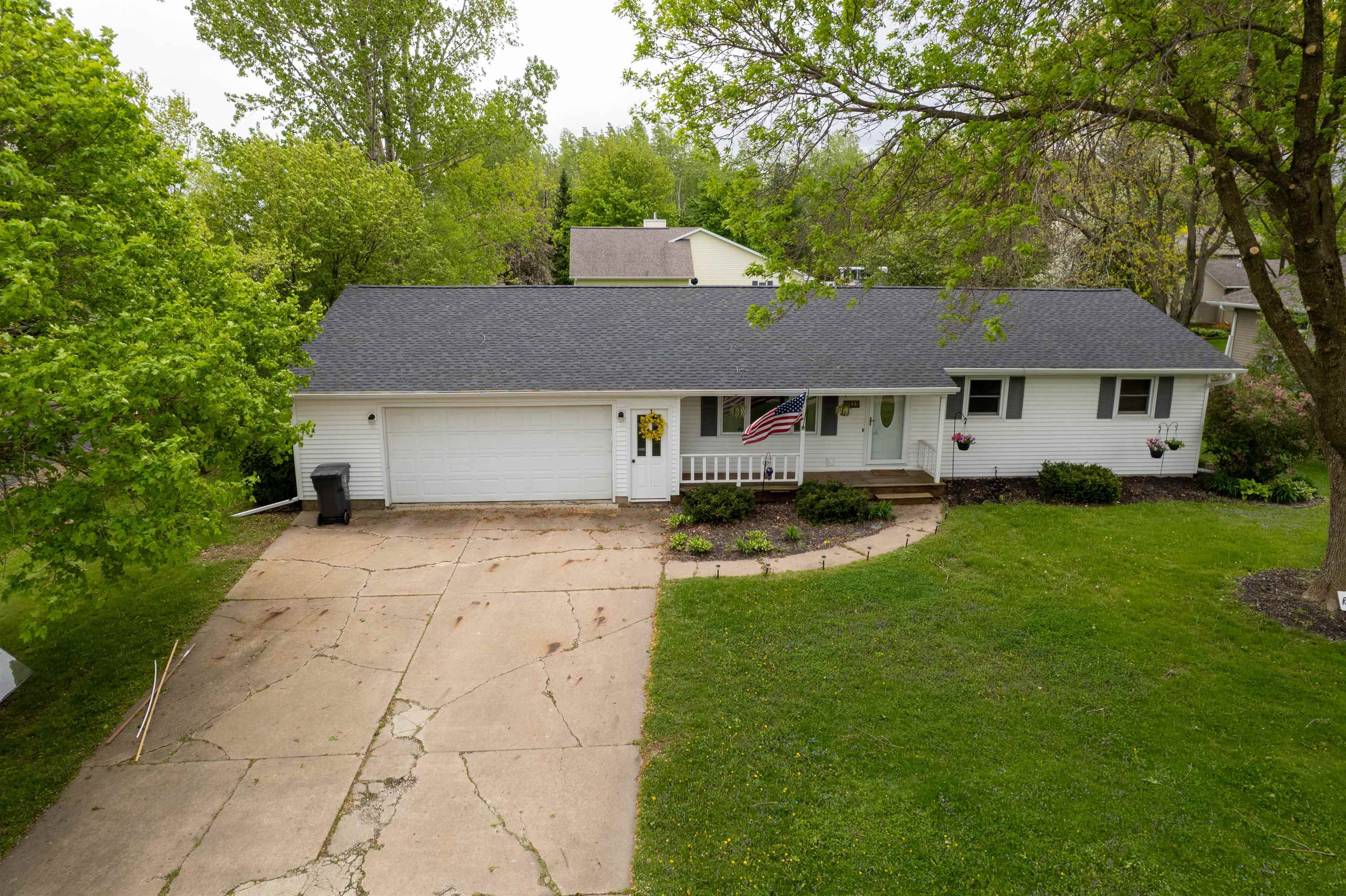 1100 W 17TH STREET, Marshfield, Wisconsin 54449, 3 Bedrooms Bedrooms, ,1 BathroomBathrooms,Residential,For Sale,1100 W 17TH STREET,22502002