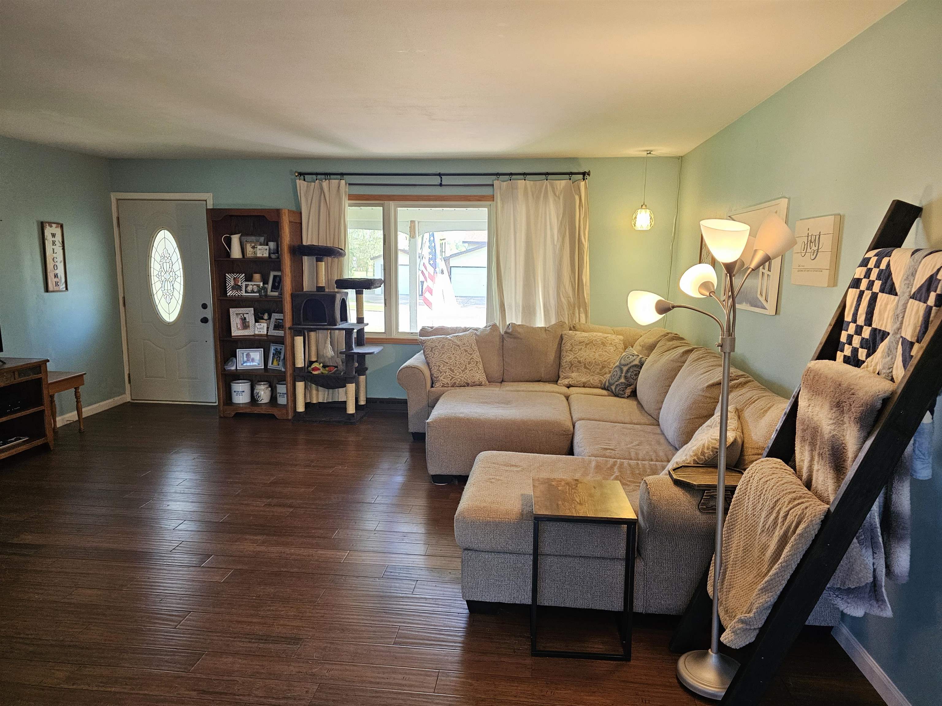1100 W 17TH STREET, Marshfield, Wisconsin 54449, 3 Bedrooms Bedrooms, ,1 BathroomBathrooms,Residential,For Sale,1100 W 17TH STREET,22502002