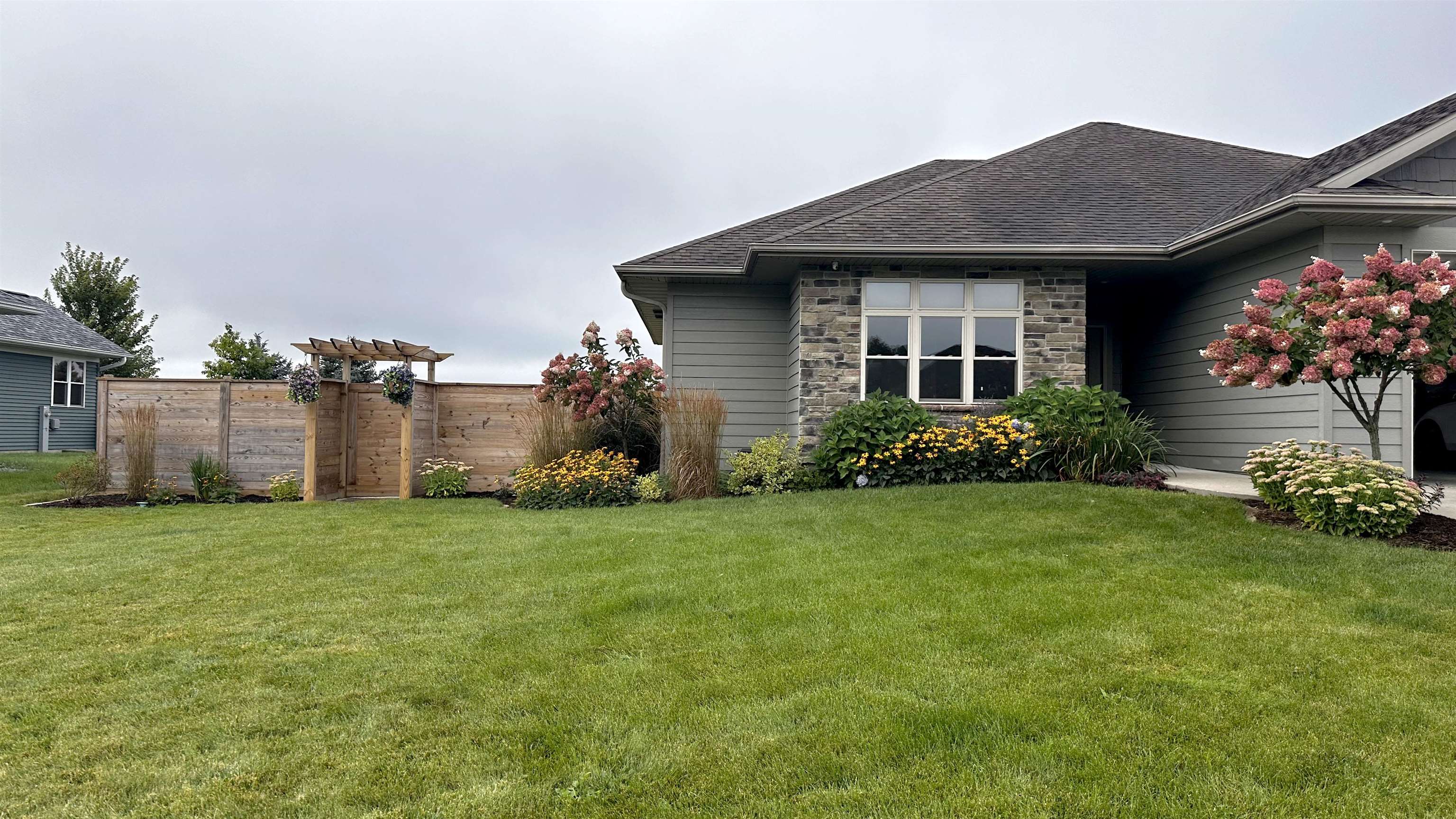 1524 E 20TH STREET, Marshfield, Wisconsin 54449, 4 Bedrooms Bedrooms, ,3 BathroomsBathrooms,Residential,For Sale,1524 E 20TH STREET,22502004