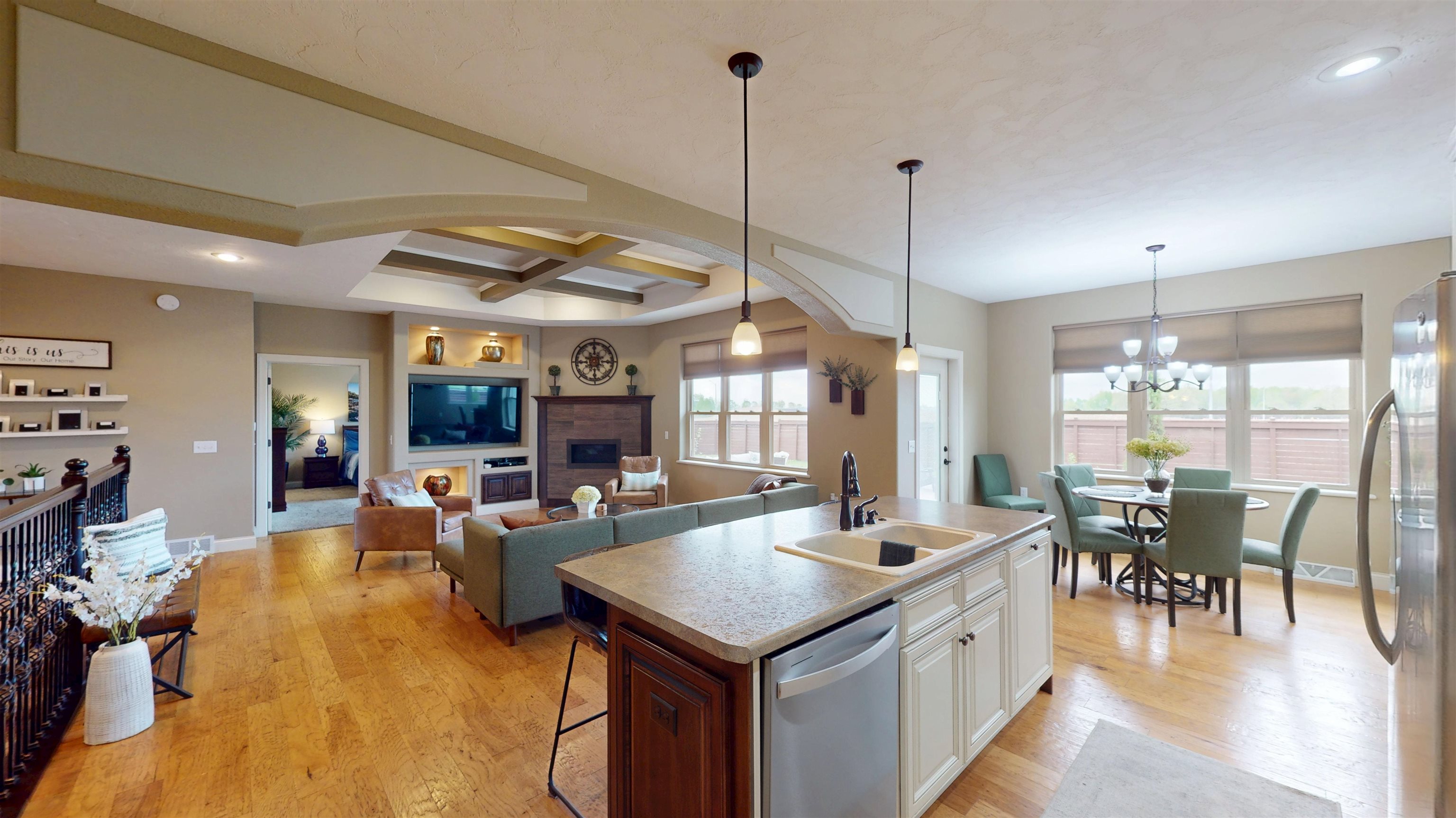 1524 E 20TH STREET, Marshfield, Wisconsin 54449, 4 Bedrooms Bedrooms, ,3 BathroomsBathrooms,Residential,For Sale,1524 E 20TH STREET,22502004