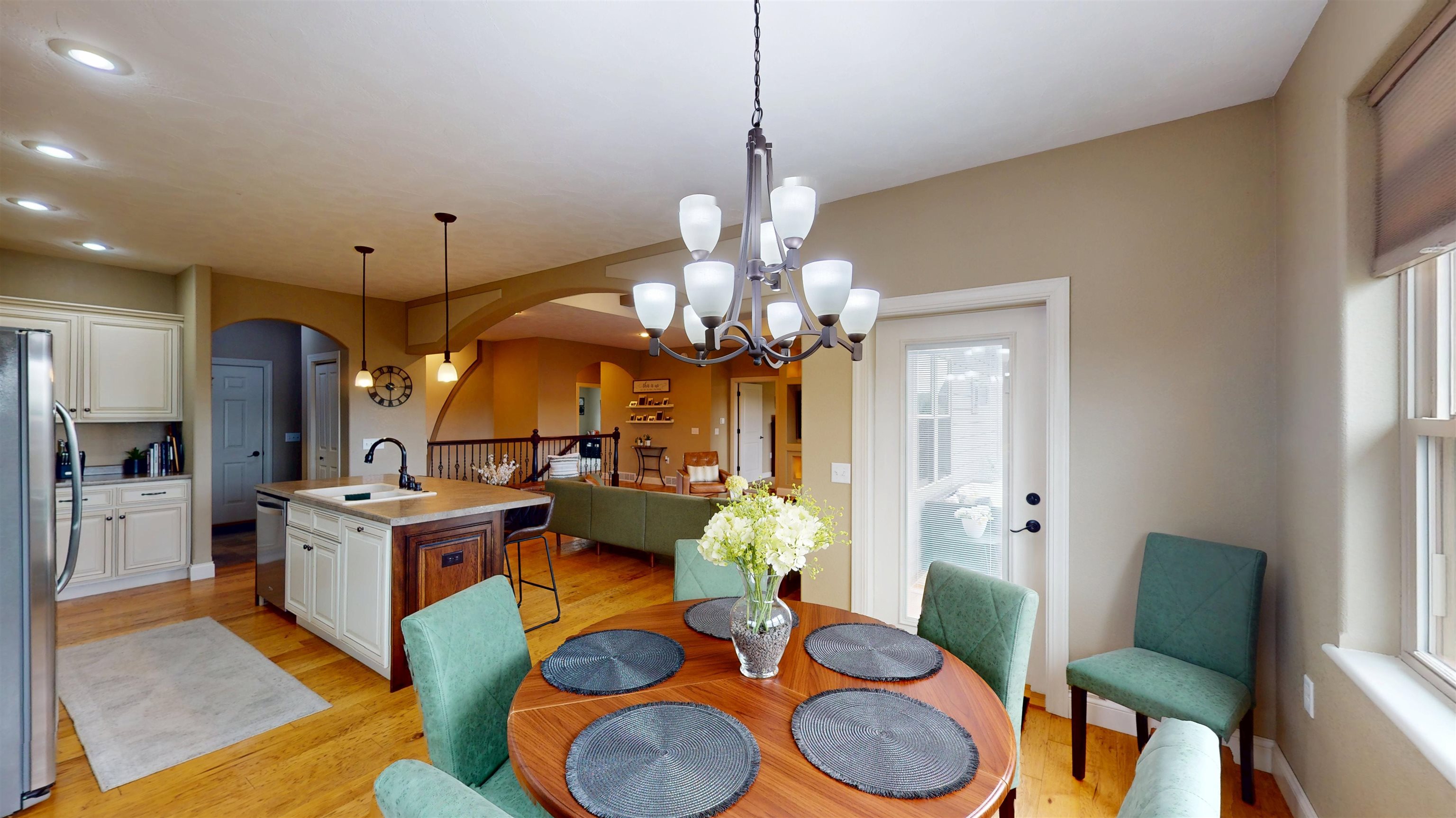 1524 E 20TH STREET, Marshfield, Wisconsin 54449, 4 Bedrooms Bedrooms, ,3 BathroomsBathrooms,Residential,For Sale,1524 E 20TH STREET,22502004