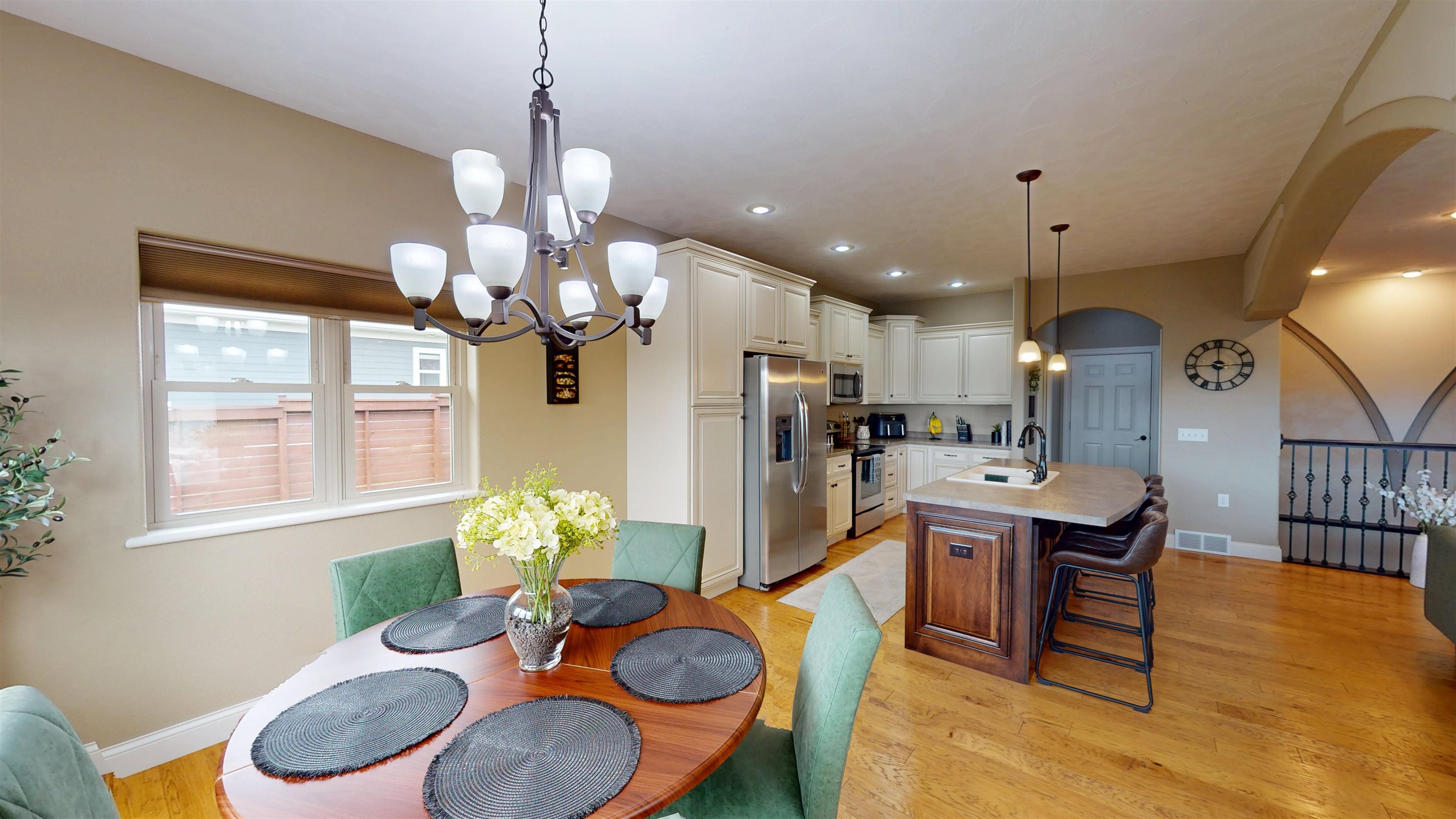 1524 E 20TH STREET, Marshfield, Wisconsin 54449, 4 Bedrooms Bedrooms, ,3 BathroomsBathrooms,Residential,For Sale,1524 E 20TH STREET,22502004