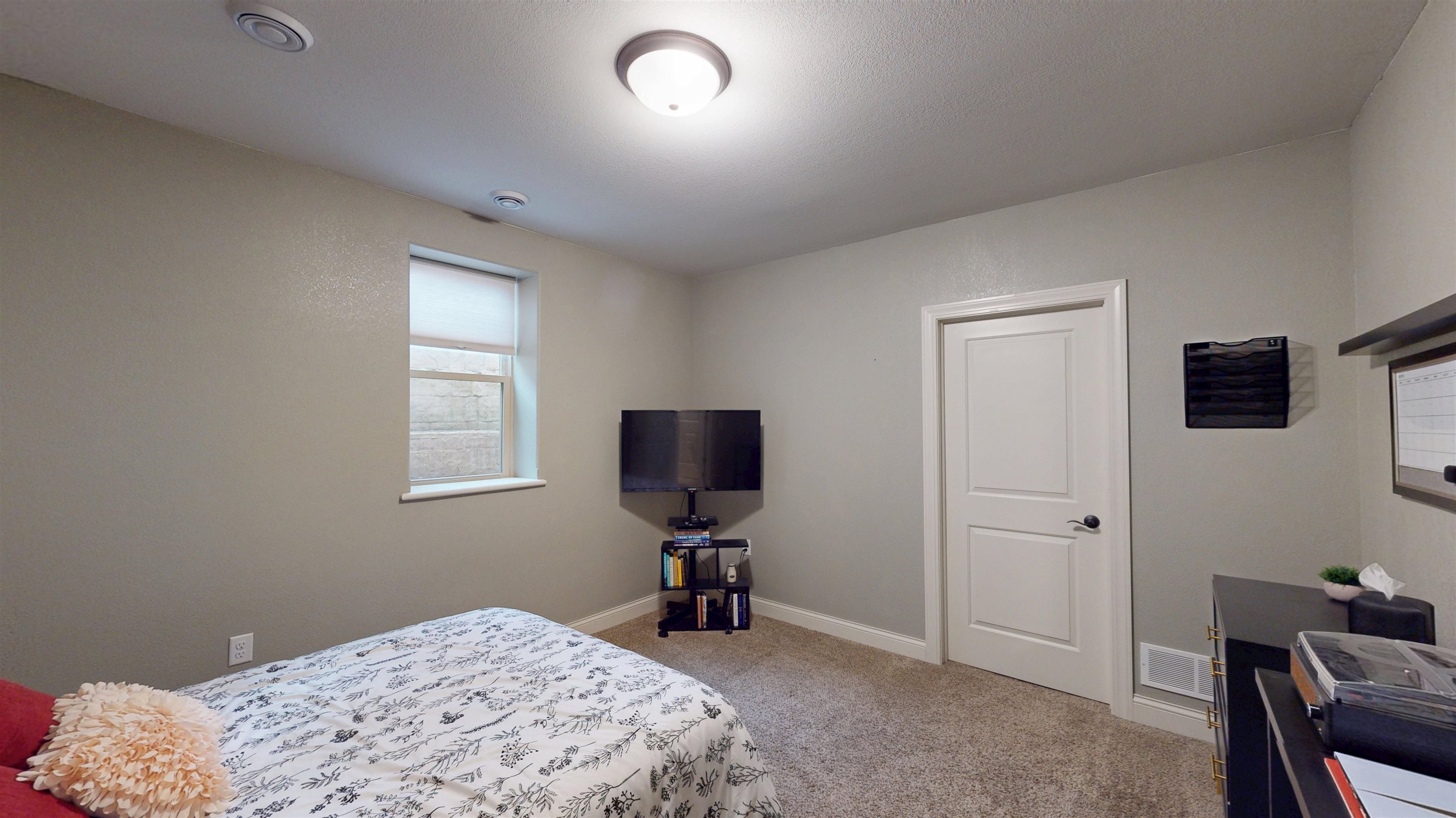 1524 E 20TH STREET, Marshfield, Wisconsin 54449, 4 Bedrooms Bedrooms, ,3 BathroomsBathrooms,Residential,For Sale,1524 E 20TH STREET,22502004