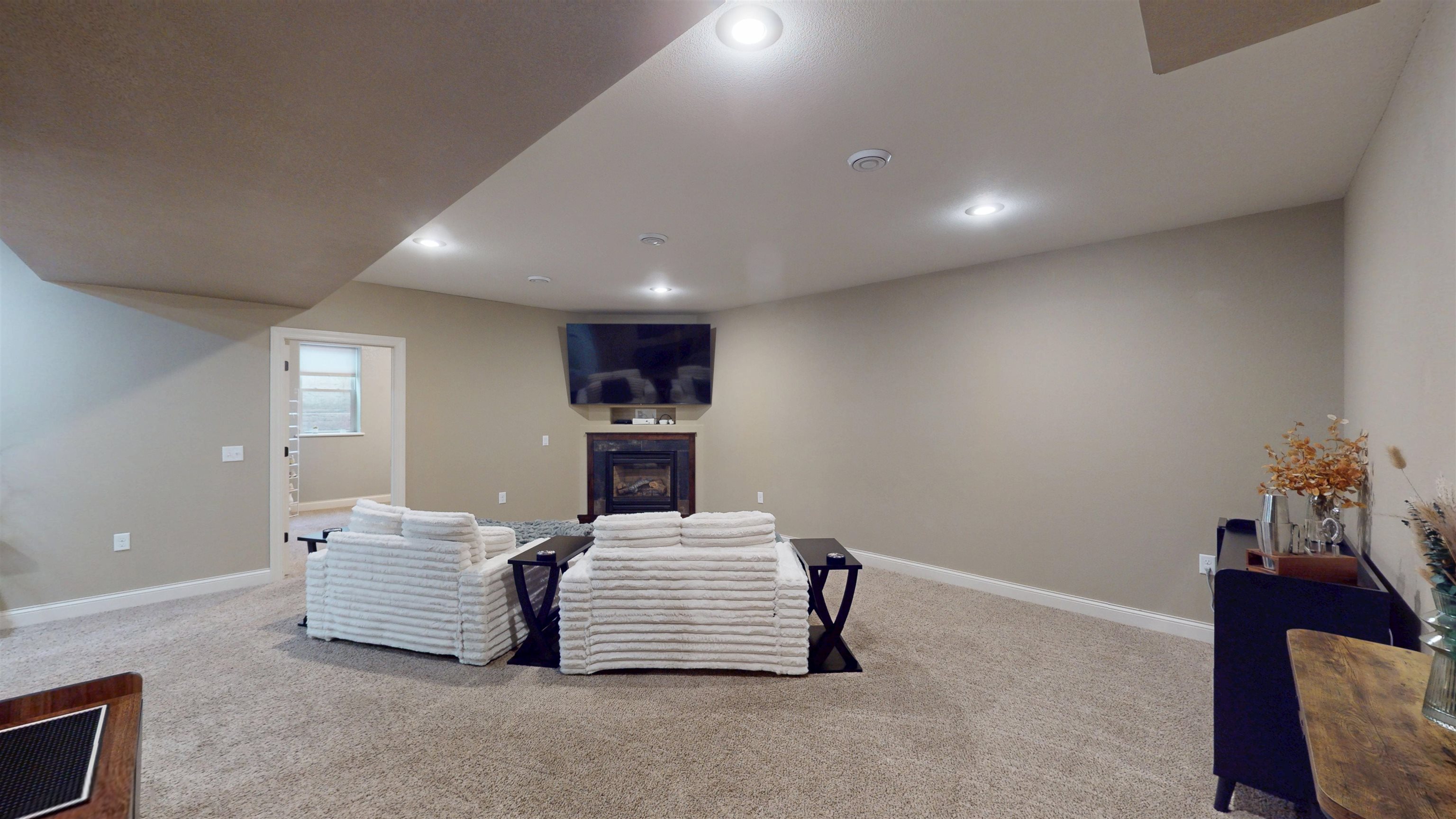 1524 E 20TH STREET, Marshfield, Wisconsin 54449, 4 Bedrooms Bedrooms, ,3 BathroomsBathrooms,Residential,For Sale,1524 E 20TH STREET,22502004