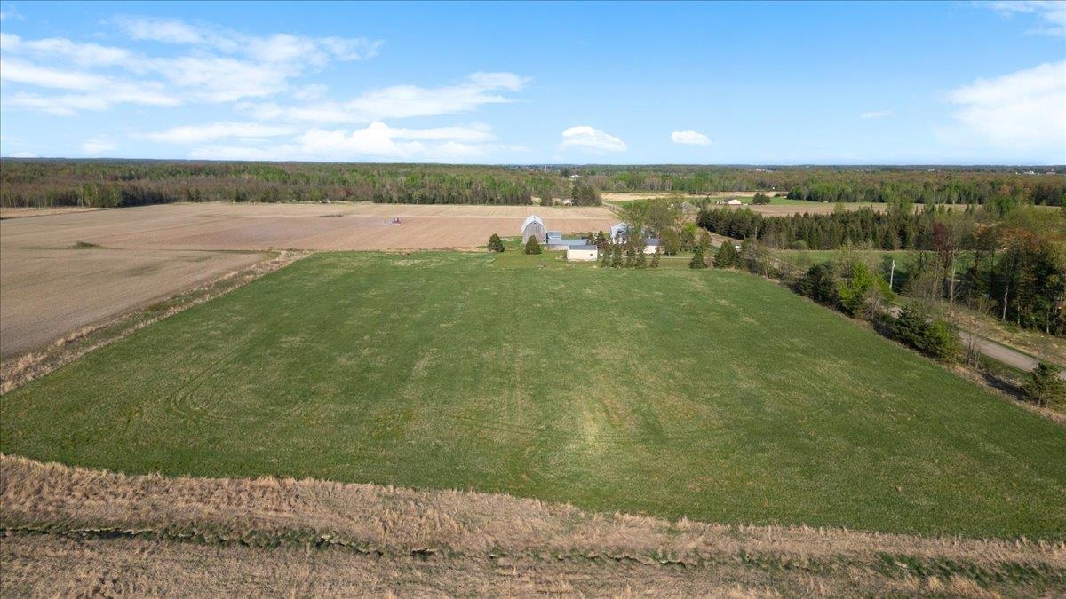 W9020 APPLE AVENUE, Medford, Wisconsin 54451, 3 Bedrooms Bedrooms, ,1 BathroomBathrooms,Residential,For Sale,W9020 APPLE AVENUE,22502008