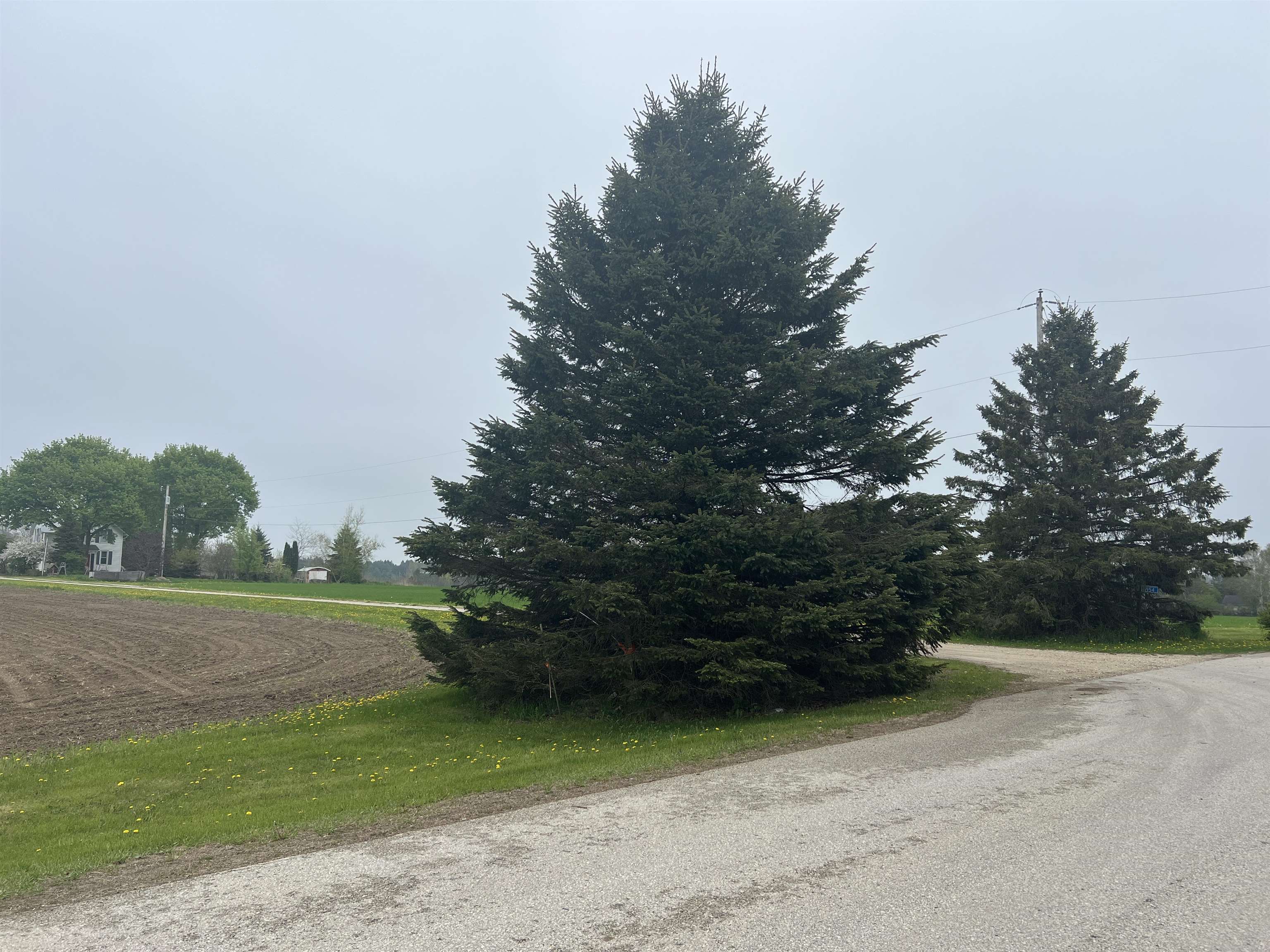 1954 ELM DRIVE, WEST BEND, Wisconsin 53095, 3 Bedrooms Bedrooms, ,2 BathroomsBathrooms,Residential,For Sale,1954 ELM DRIVE,22502012