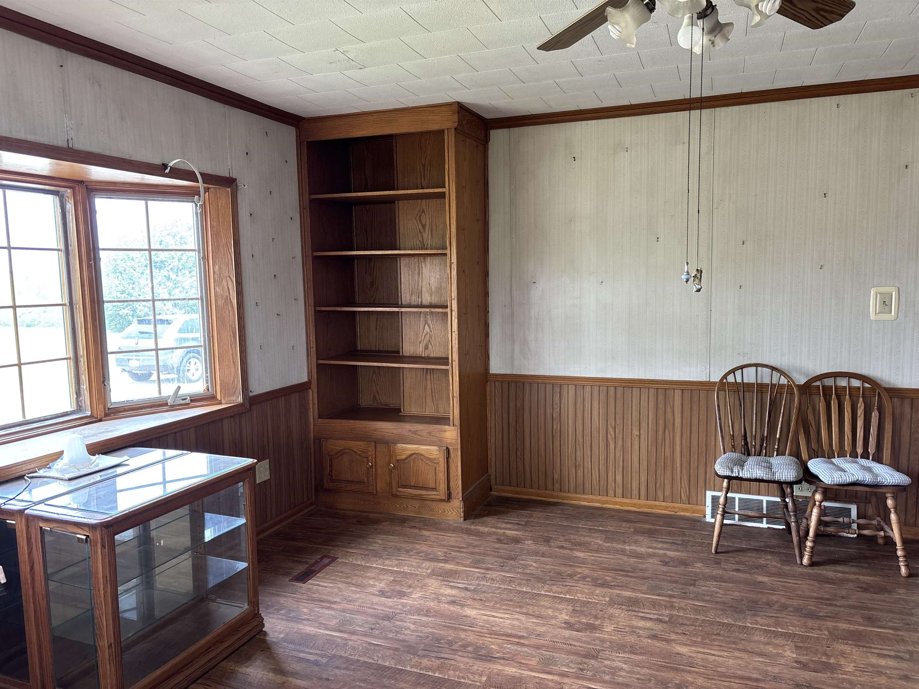 1954 ELM DRIVE, WEST BEND, Wisconsin 53095, 3 Bedrooms Bedrooms, ,2 BathroomsBathrooms,Residential,For Sale,1954 ELM DRIVE,22502012