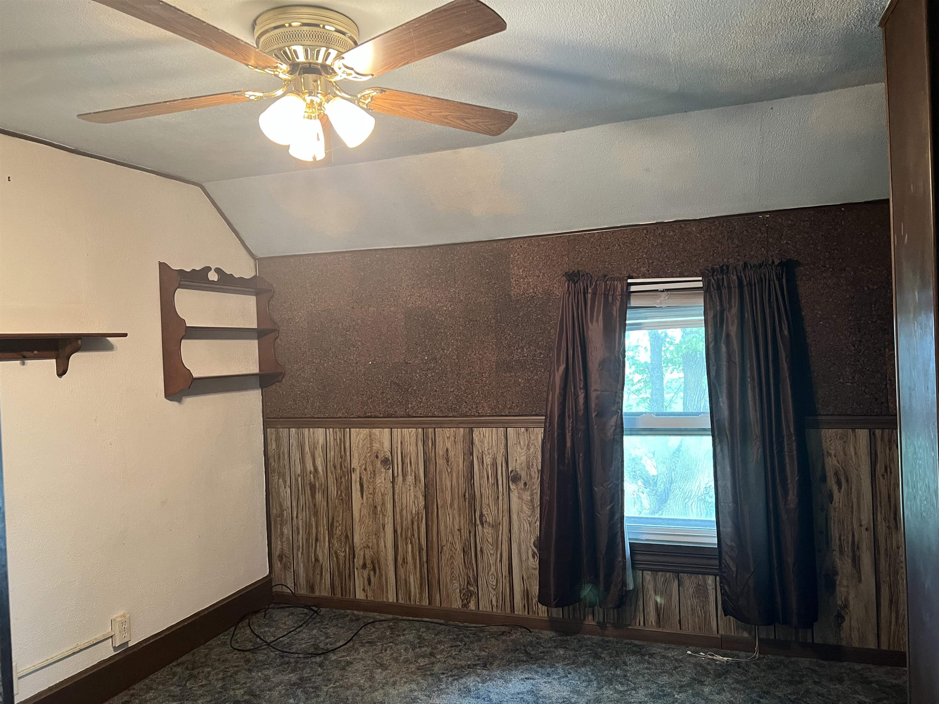 1954 ELM DRIVE, WEST BEND, Wisconsin 53095, 3 Bedrooms Bedrooms, ,2 BathroomsBathrooms,Residential,For Sale,1954 ELM DRIVE,22502012