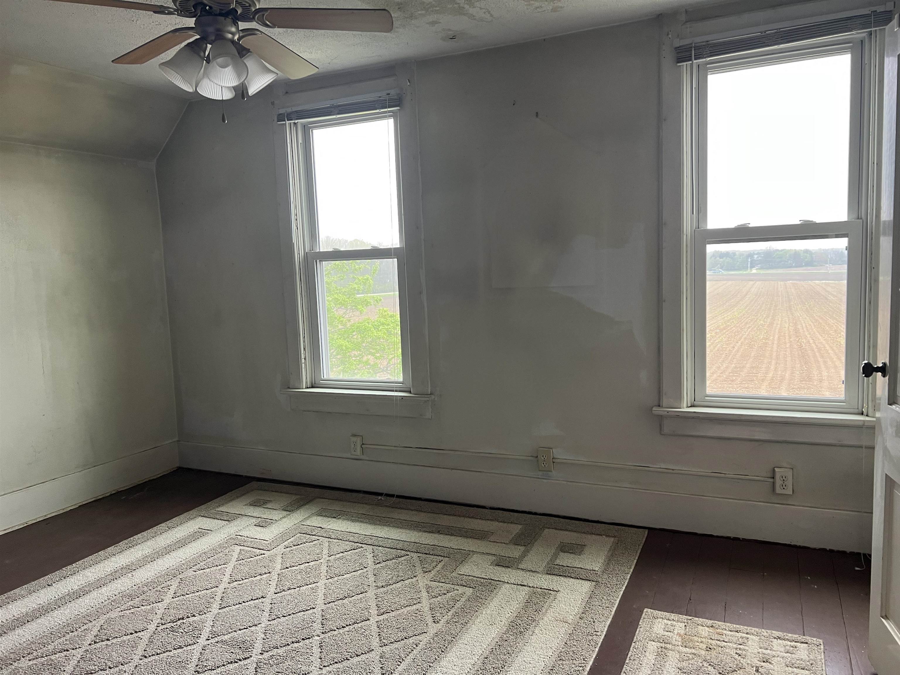 1954 ELM DRIVE, WEST BEND, Wisconsin 53095, 3 Bedrooms Bedrooms, ,2 BathroomsBathrooms,Residential,For Sale,1954 ELM DRIVE,22502012