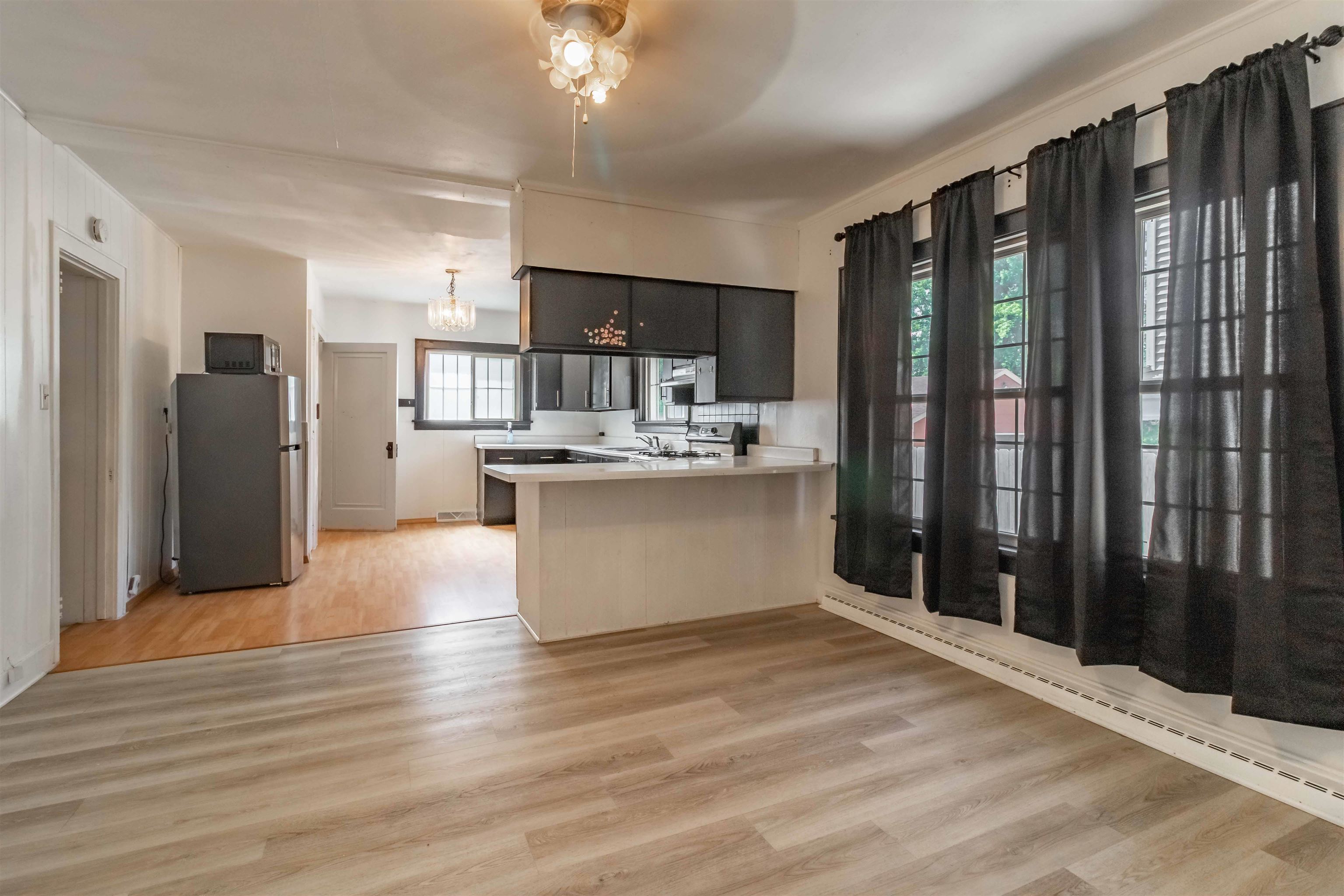 1225 FRANKLIN STREET, Stevens Point, Wisconsin 54481, 3 Bedrooms Bedrooms, ,1 BathroomBathrooms,Multi-family,For Sale,1225 FRANKLIN STREET,22502014