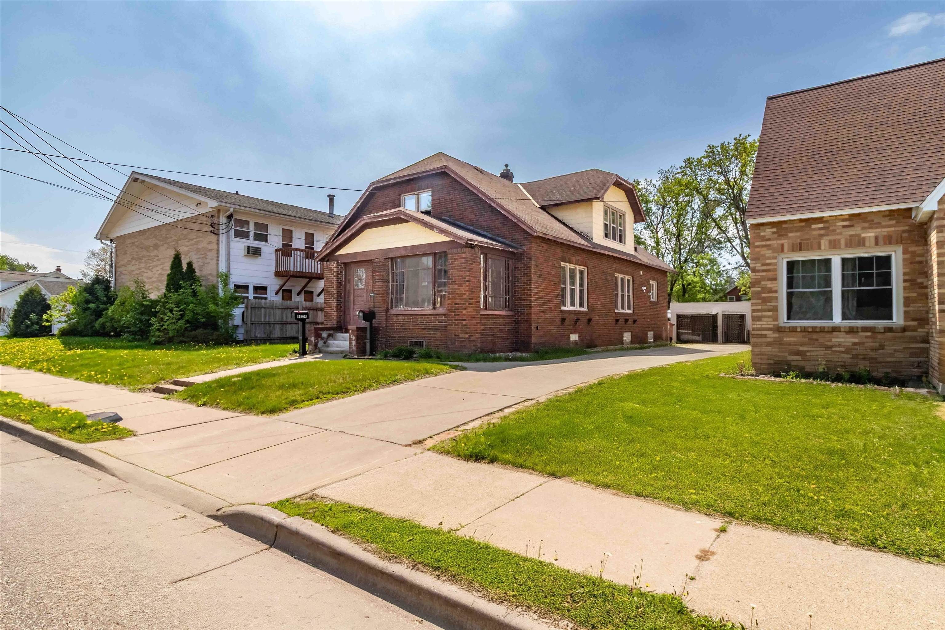 1225 FRANKLIN STREET, Stevens Point, Wisconsin 54481, 3 Bedrooms Bedrooms, ,1 BathroomBathrooms,Multi-family,For Sale,1225 FRANKLIN STREET,22502014