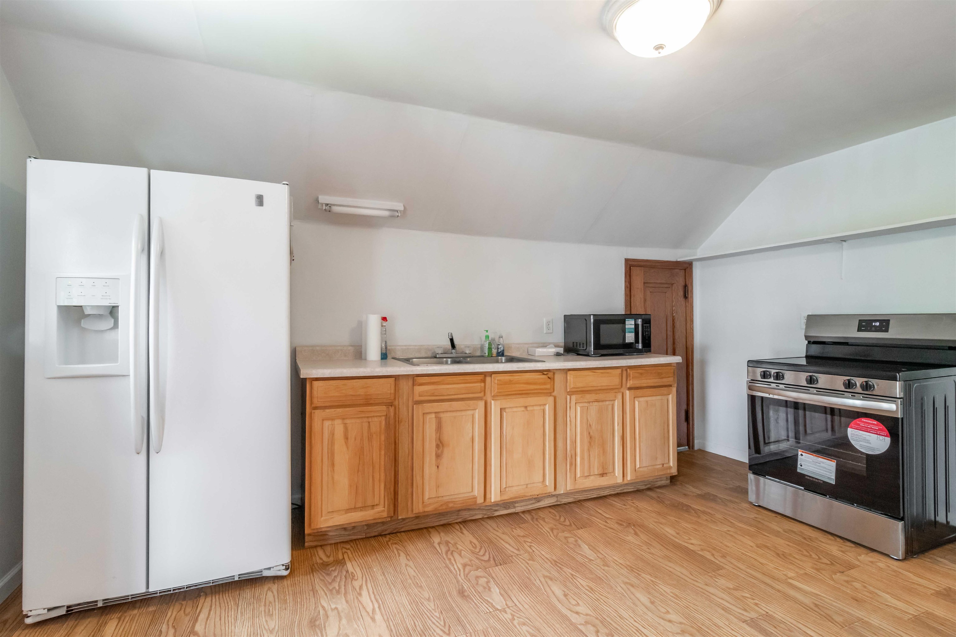 1225 FRANKLIN STREET, Stevens Point, Wisconsin 54481, 3 Bedrooms Bedrooms, ,1 BathroomBathrooms,Multi-family,For Sale,1225 FRANKLIN STREET,22502014