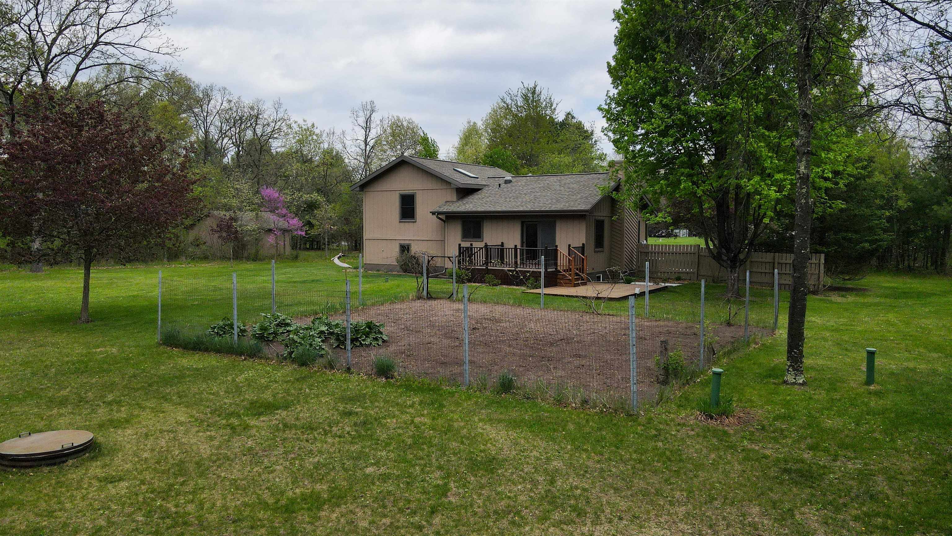 2250 RANGER ROAD, Wisconsin Rapids, Wisconsin 54494, 3 Bedrooms Bedrooms, ,2 BathroomsBathrooms,Residential,For Sale,2250 RANGER ROAD,22502015