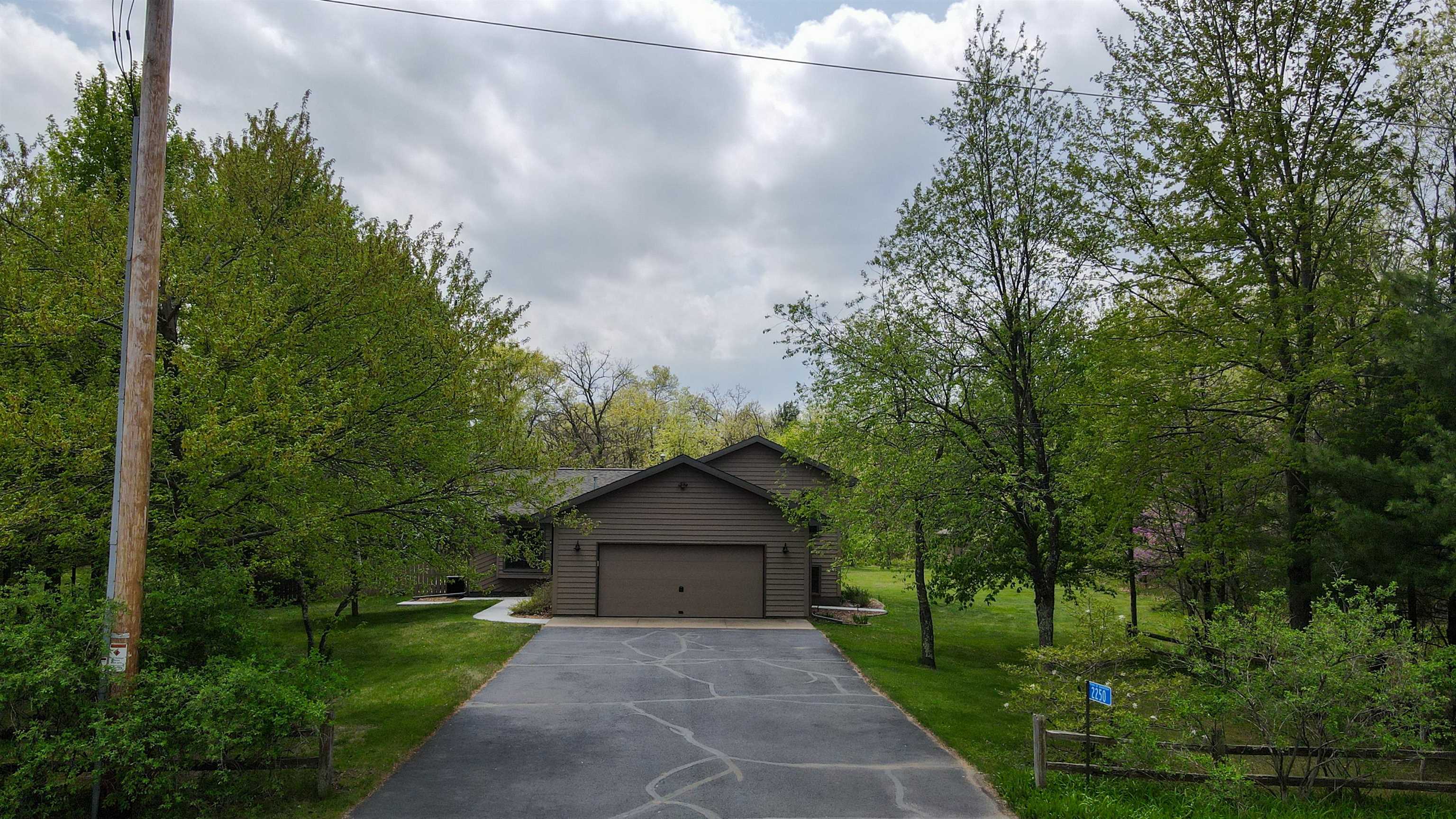2250 RANGER ROAD, Wisconsin Rapids, Wisconsin 54494, 3 Bedrooms Bedrooms, ,2 BathroomsBathrooms,Residential,For Sale,2250 RANGER ROAD,22502015