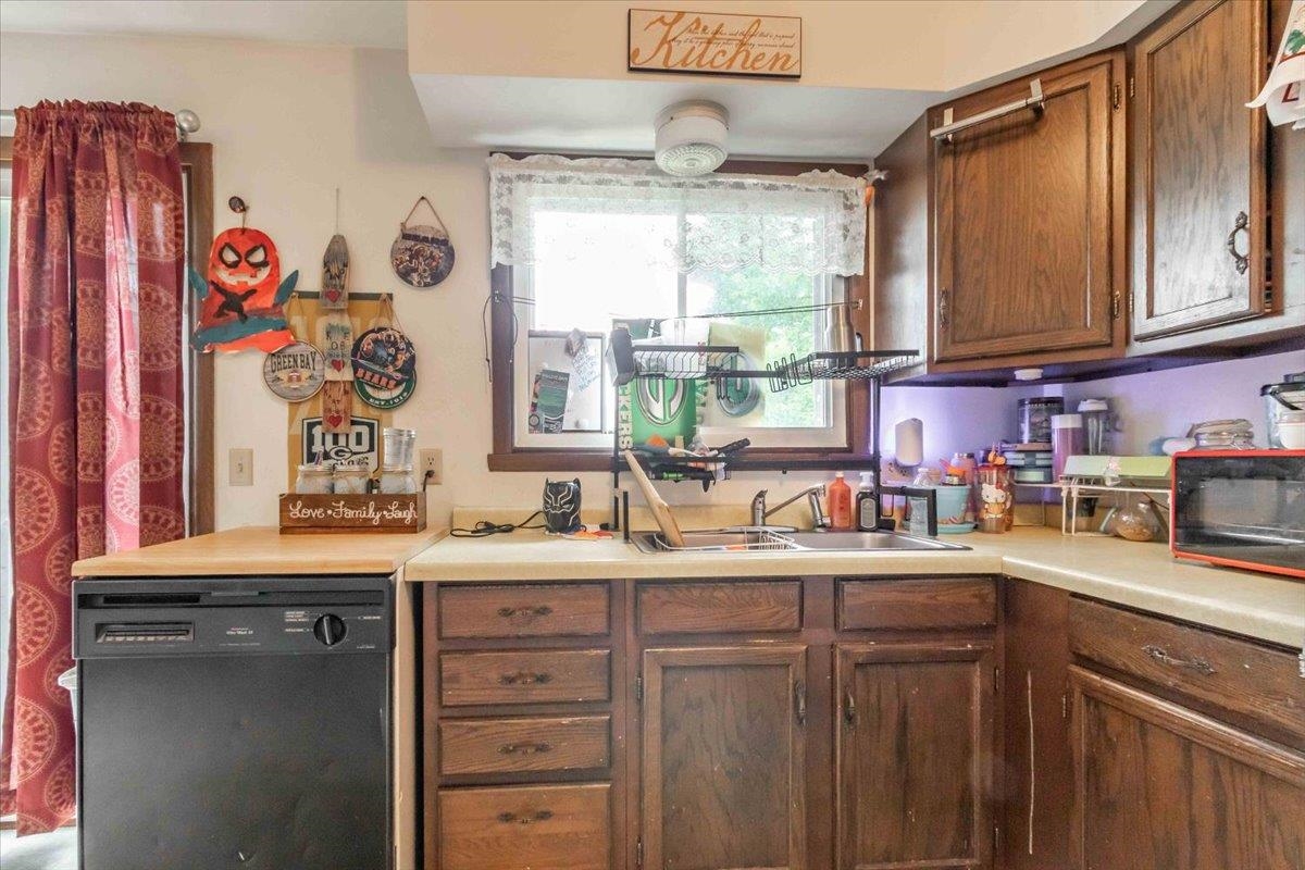 2220 16TH STREET SOUTH, Wisconsin Rapids, Wisconsin 54494, 2 Bedrooms Bedrooms, ,1.5 BathroomsBathrooms,Multi-family,For Sale,2220 16TH STREET SOUTH,22502016