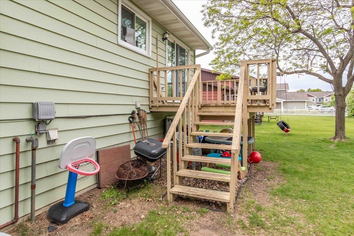 2220 16TH STREET SOUTH, Wisconsin Rapids, Wisconsin 54494, 2 Bedrooms Bedrooms, ,1.5 BathroomsBathrooms,Multi-family,For Sale,2220 16TH STREET SOUTH,22502016