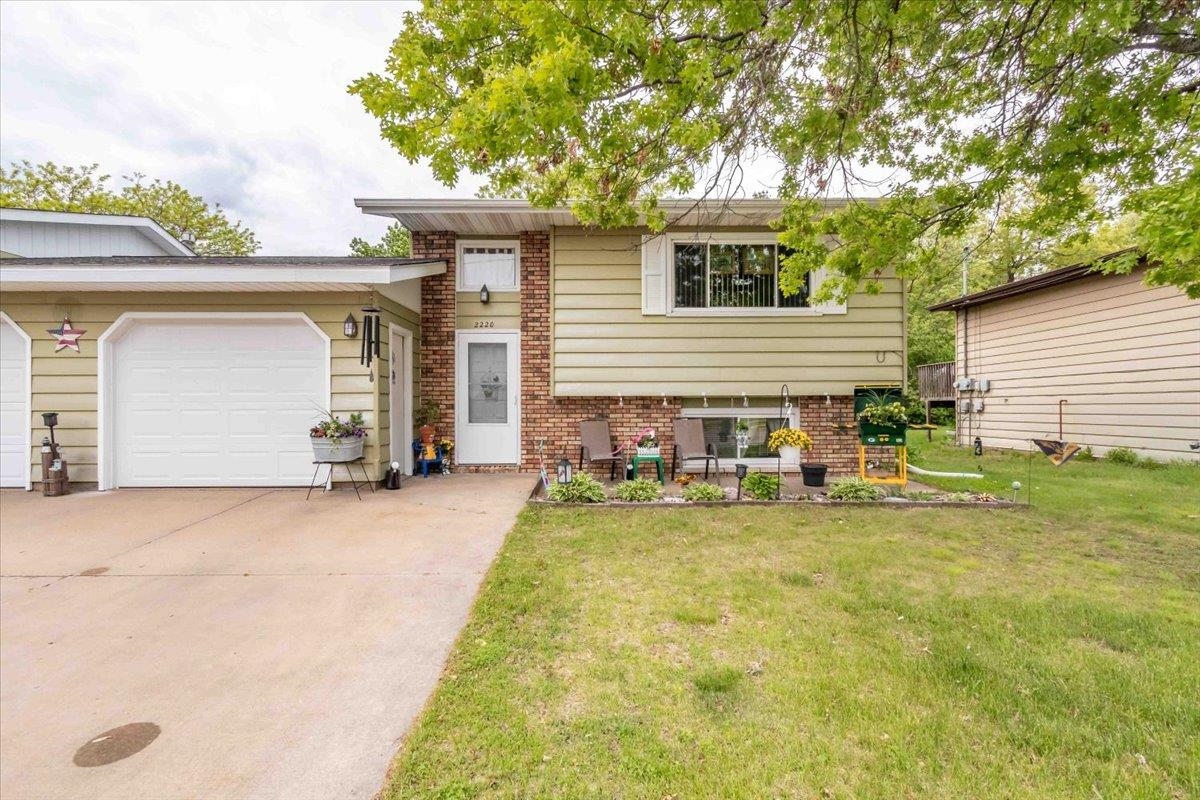 2220 16TH STREET SOUTH, Wisconsin Rapids, Wisconsin 54494, 2 Bedrooms Bedrooms, ,1.5 BathroomsBathrooms,Multi-family,For Sale,2220 16TH STREET SOUTH,22502016
