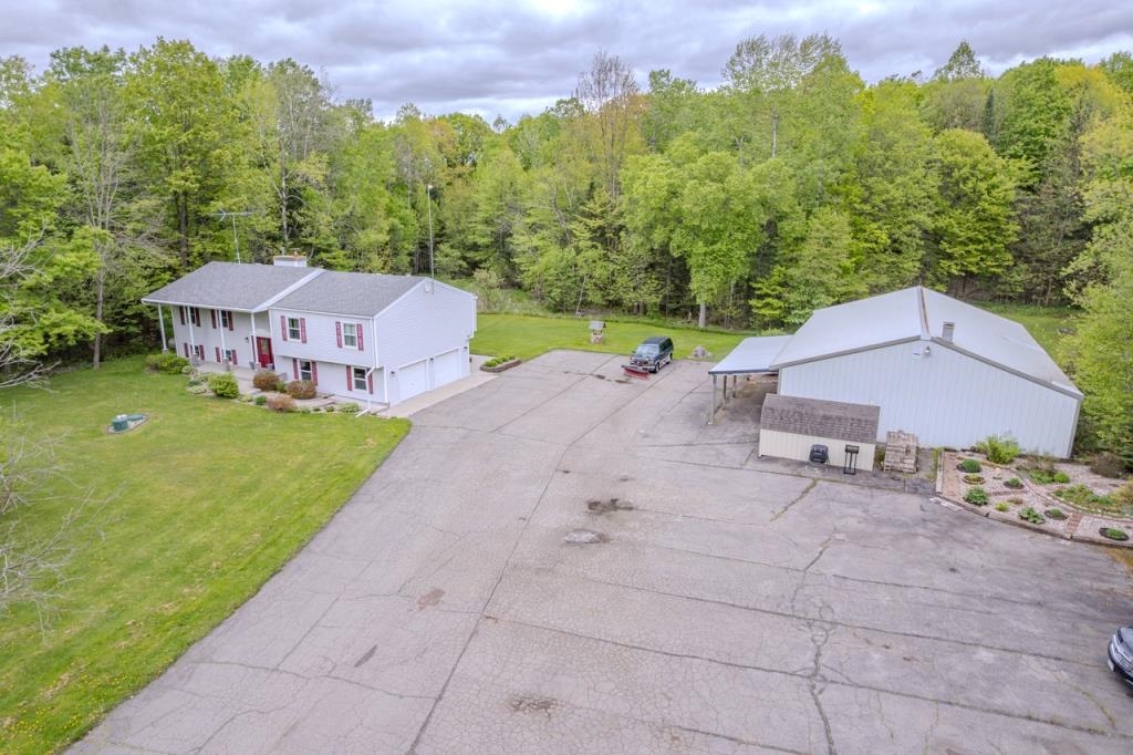 228227 COUNTY ROAD Y, Birnamwood, Wisconsin 54414, 4 Bedrooms Bedrooms, ,2 BathroomsBathrooms,Residential,For Sale,228227 COUNTY ROAD Y,22502026