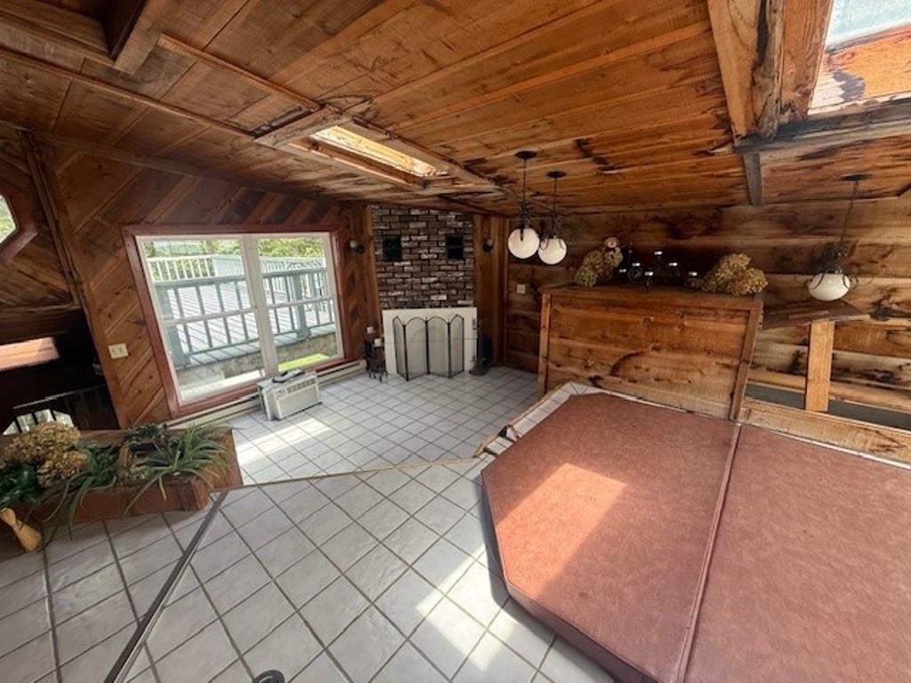 228227 COUNTY ROAD Y, Birnamwood, Wisconsin 54414, 4 Bedrooms Bedrooms, ,2 BathroomsBathrooms,Residential,For Sale,228227 COUNTY ROAD Y,22502026