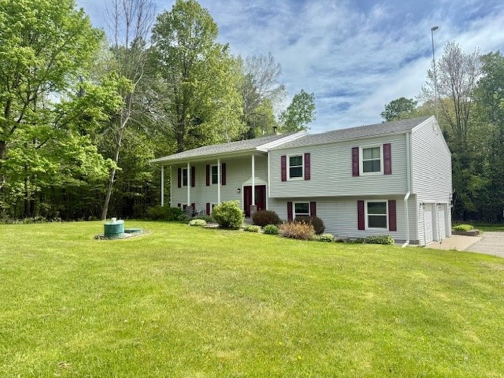 228227 COUNTY ROAD Y, Birnamwood, Wisconsin 54414, 4 Bedrooms Bedrooms, ,2 BathroomsBathrooms,Residential,For Sale,228227 COUNTY ROAD Y,22502026