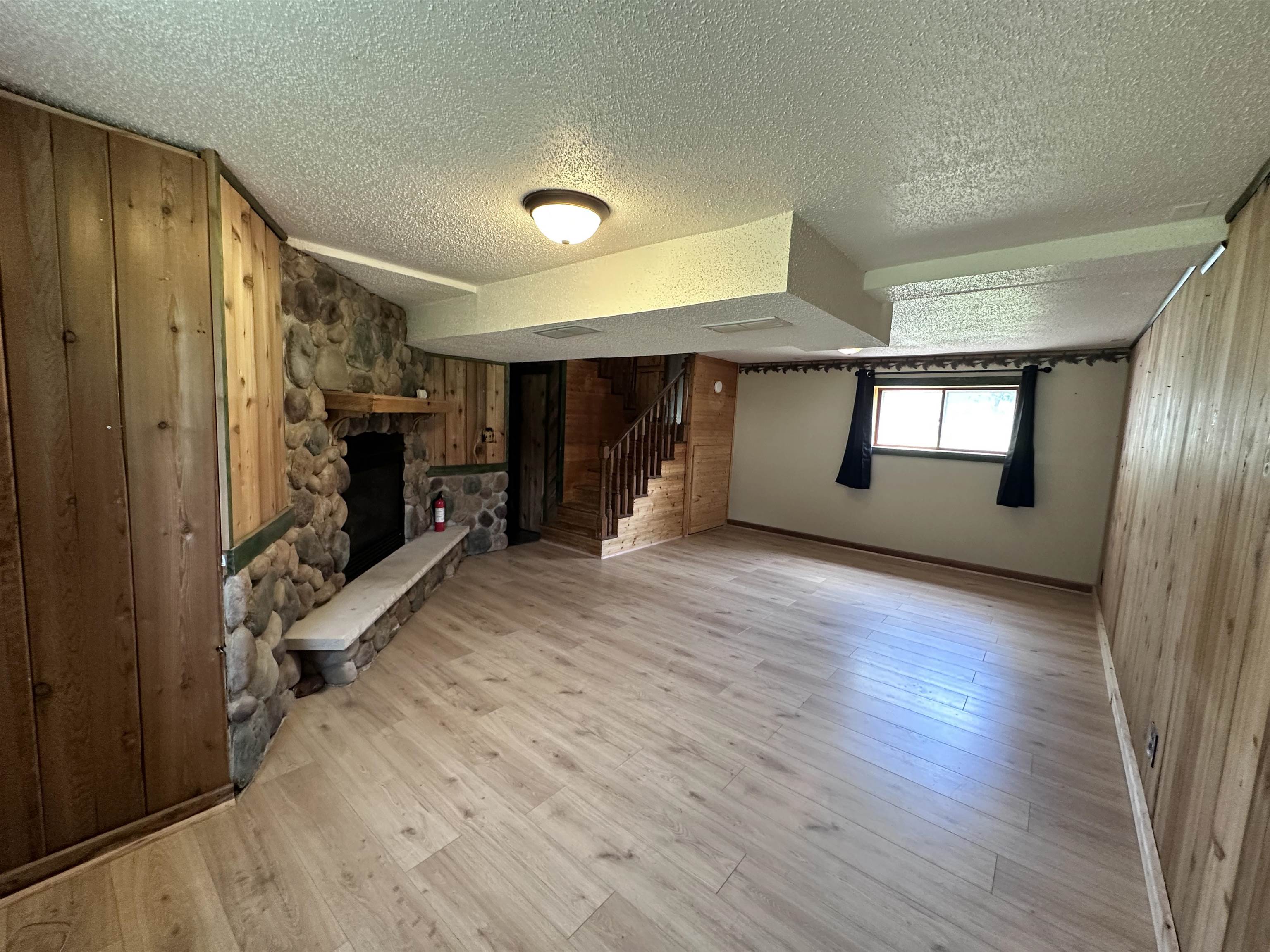 6111 MAGNOLIA DRIVE, Wisconsin Rapids, Wisconsin 54494, 3 Bedrooms Bedrooms, ,1 BathroomBathrooms,Residential,For Sale,6111 MAGNOLIA DRIVE,22502031