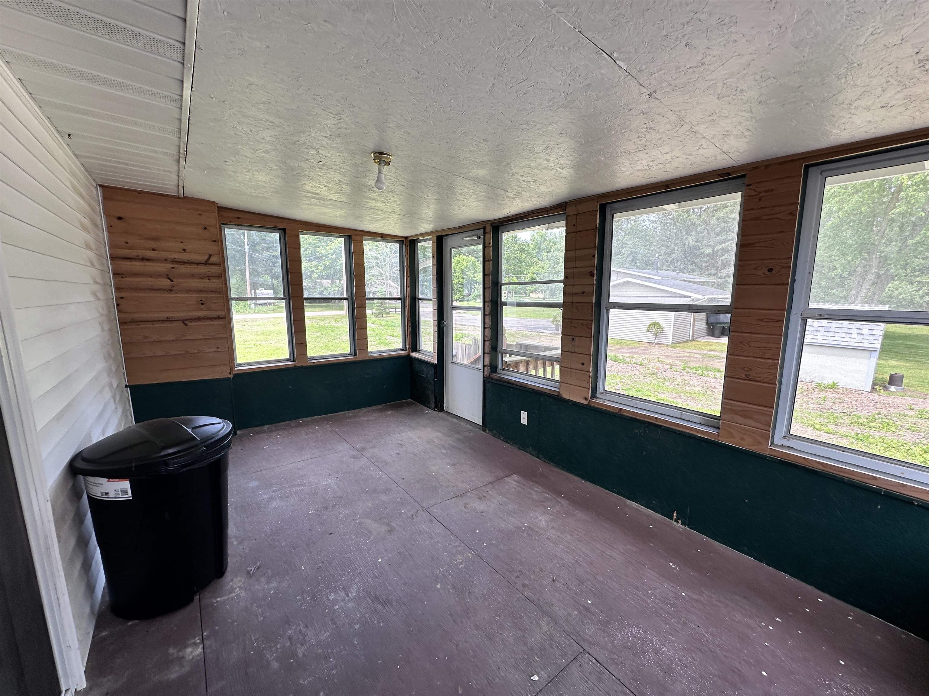 6111 MAGNOLIA DRIVE, Wisconsin Rapids, Wisconsin 54494, 3 Bedrooms Bedrooms, ,1 BathroomBathrooms,Residential,For Sale,6111 MAGNOLIA DRIVE,22502031