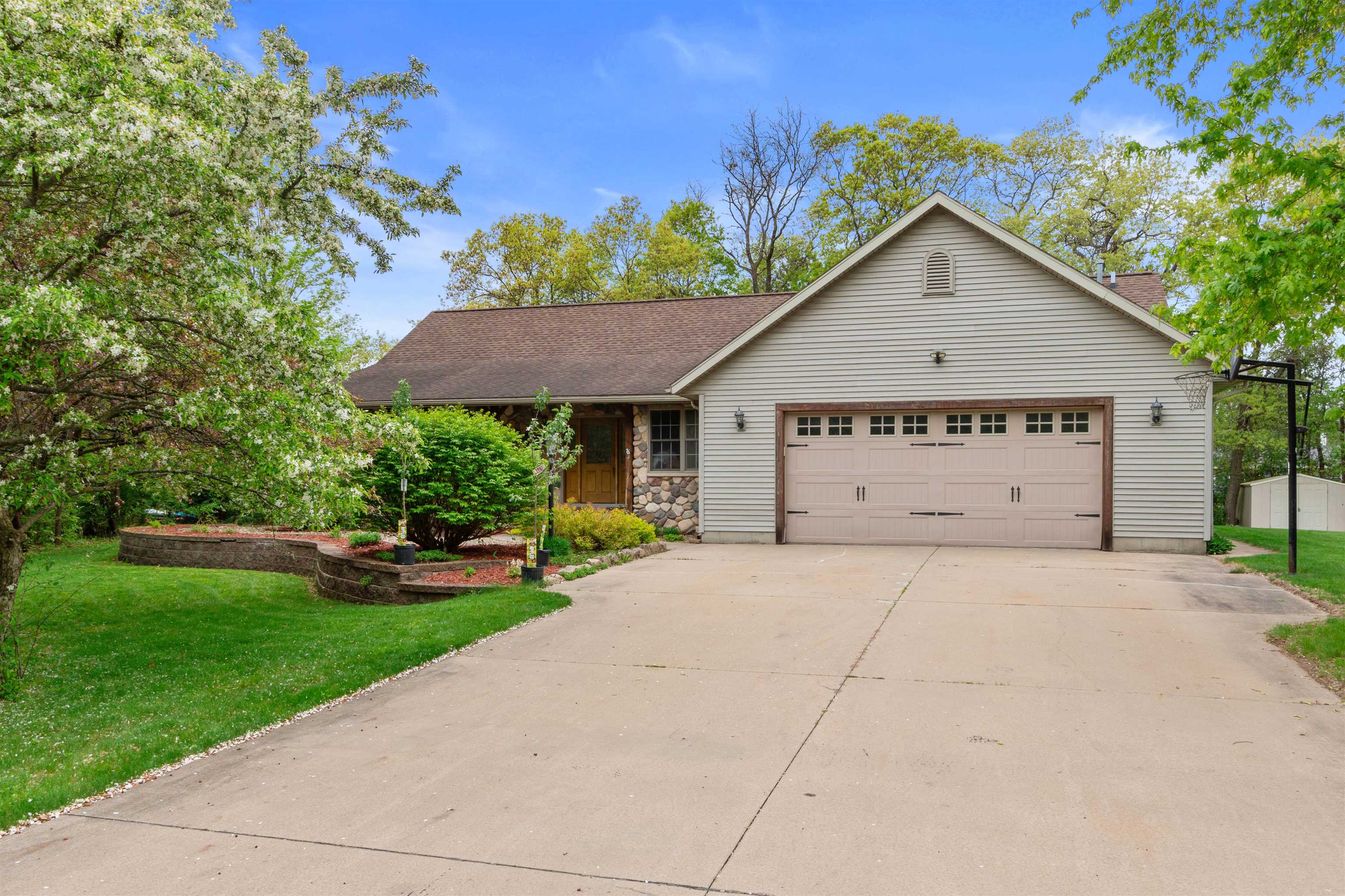 3976 Lindstrom Lane