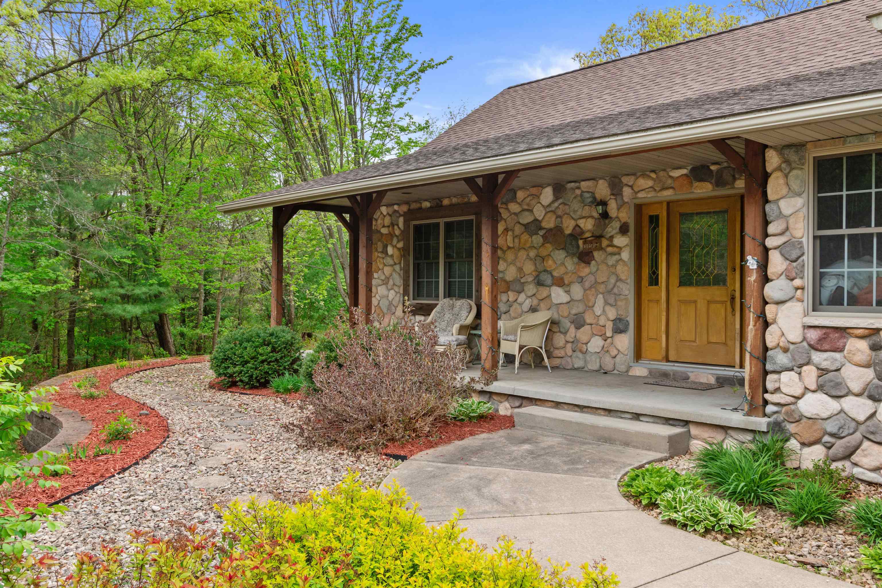 3976 Lindstrom Lane
