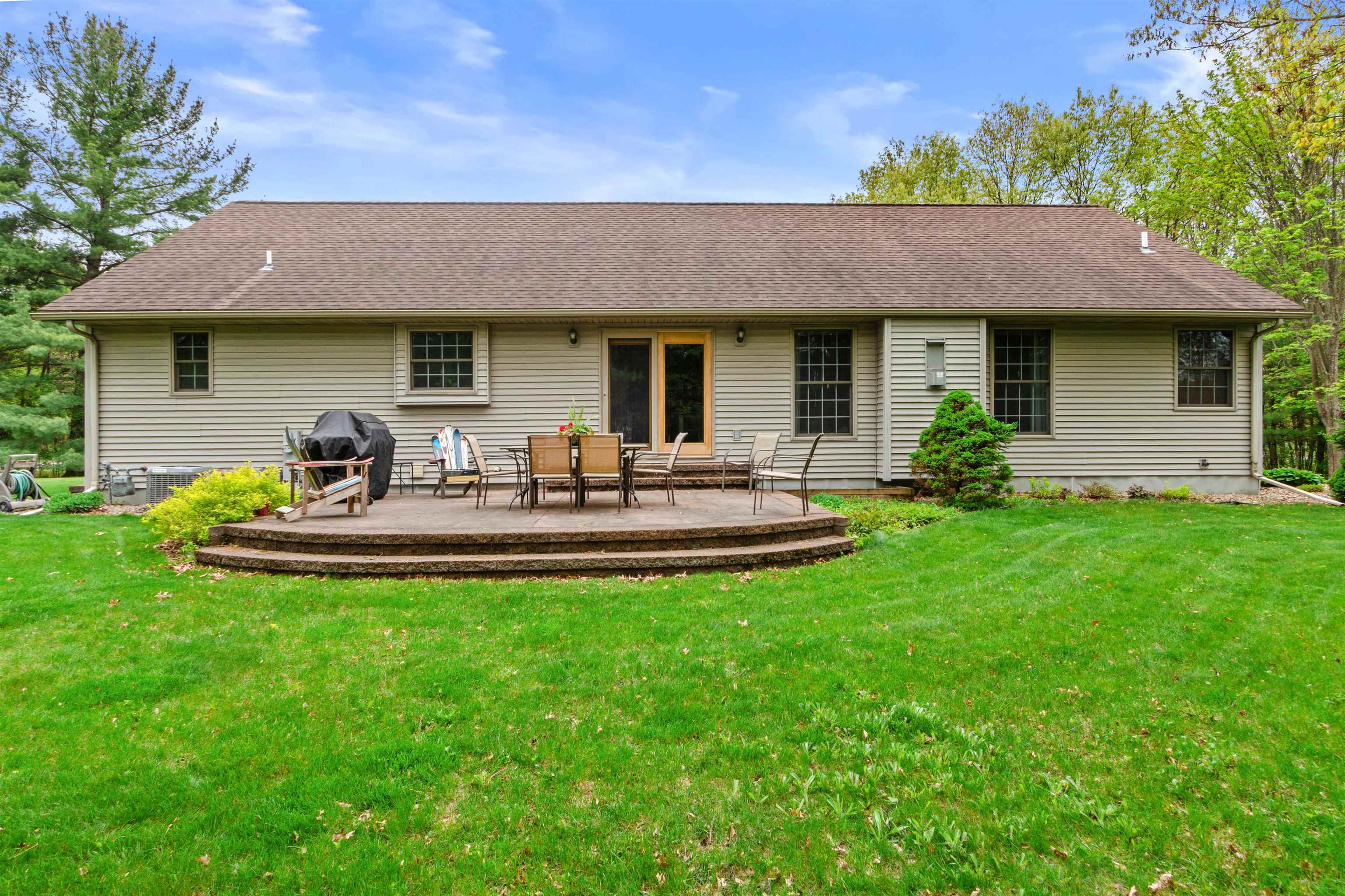 3976 Lindstrom Lane