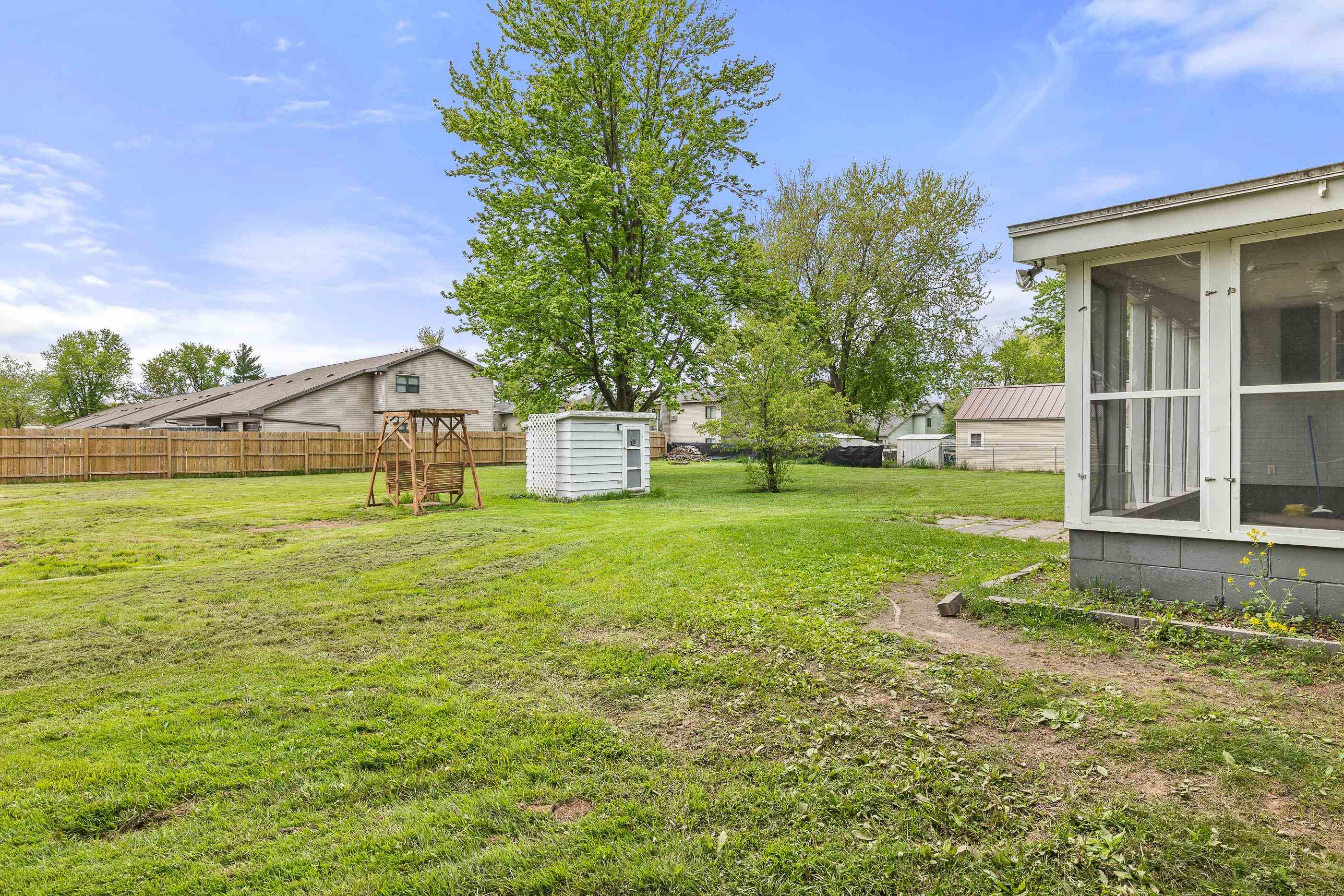 1225 EDGEWOOD AVENUE, Stevens Point, Wisconsin 54481, 4 Bedrooms Bedrooms, ,1 BathroomBathrooms,Residential,For Sale,1225 EDGEWOOD AVENUE,22502039