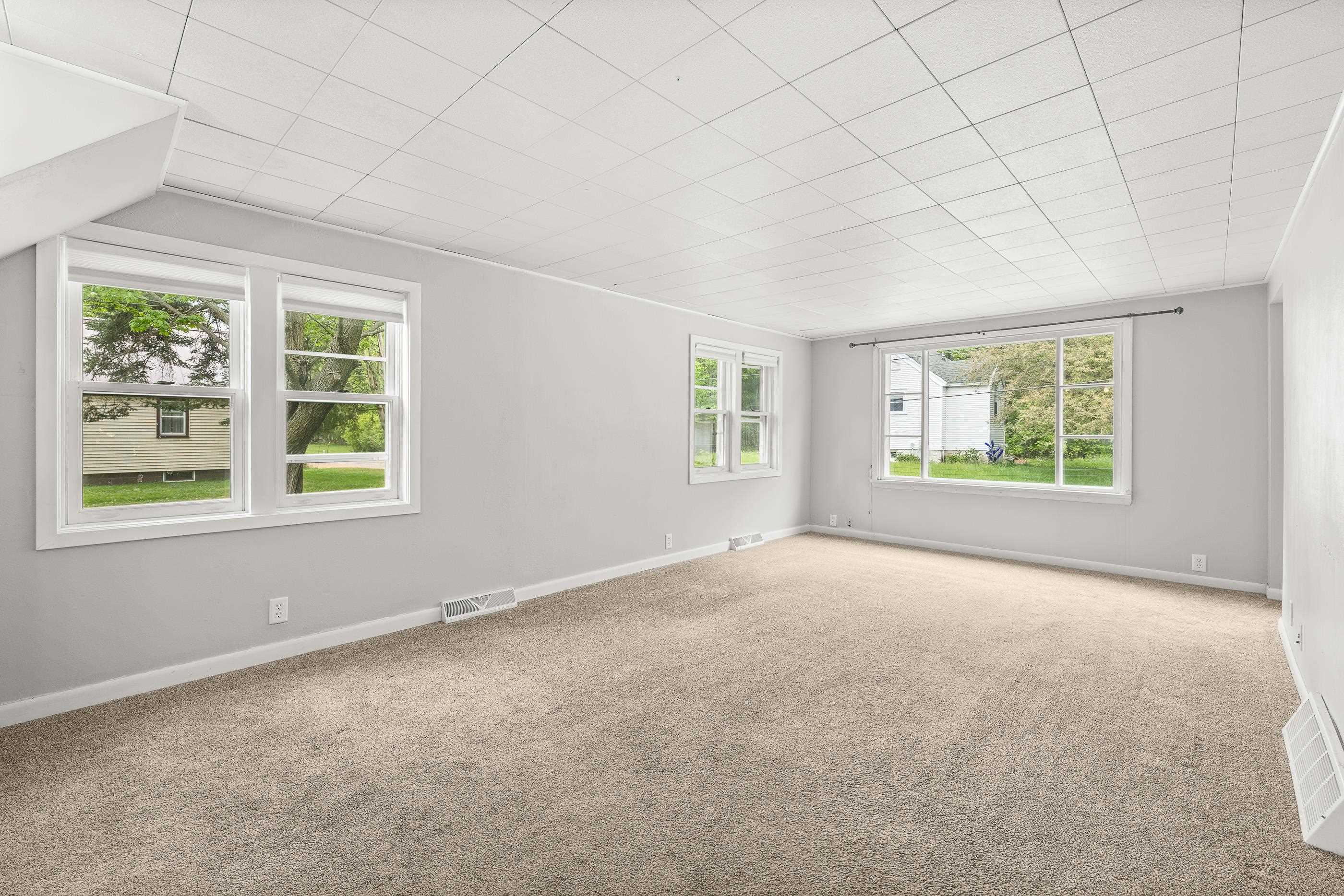 1225 EDGEWOOD AVENUE, Stevens Point, Wisconsin 54481, 4 Bedrooms Bedrooms, ,1 BathroomBathrooms,Residential,For Sale,1225 EDGEWOOD AVENUE,22502039