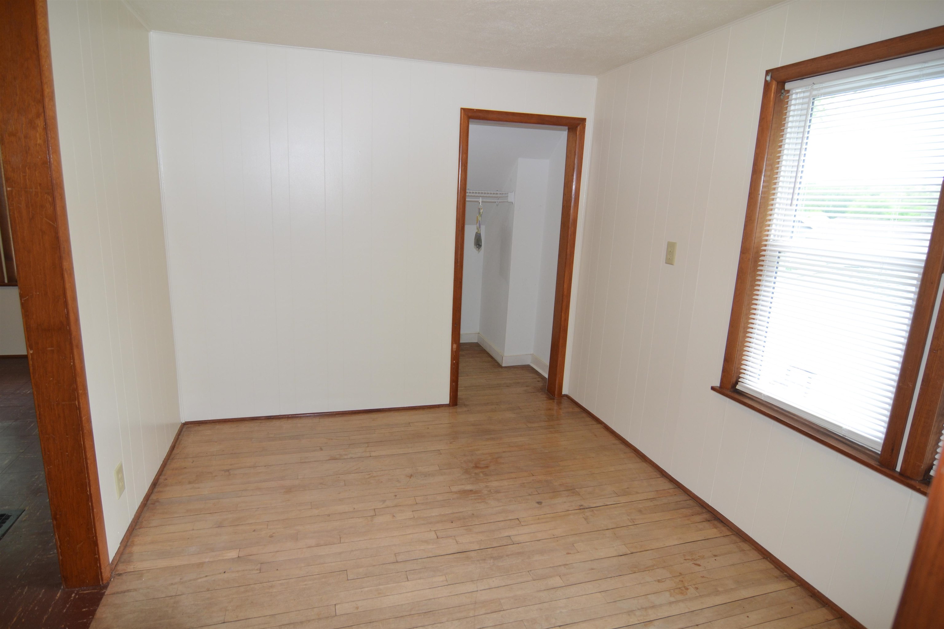 1642 BUREK AVENUE, Wausau, Wisconsin 54401, 4 Bedrooms Bedrooms, ,2 BathroomsBathrooms,Residential,For Sale,1642 BUREK AVENUE,22502044