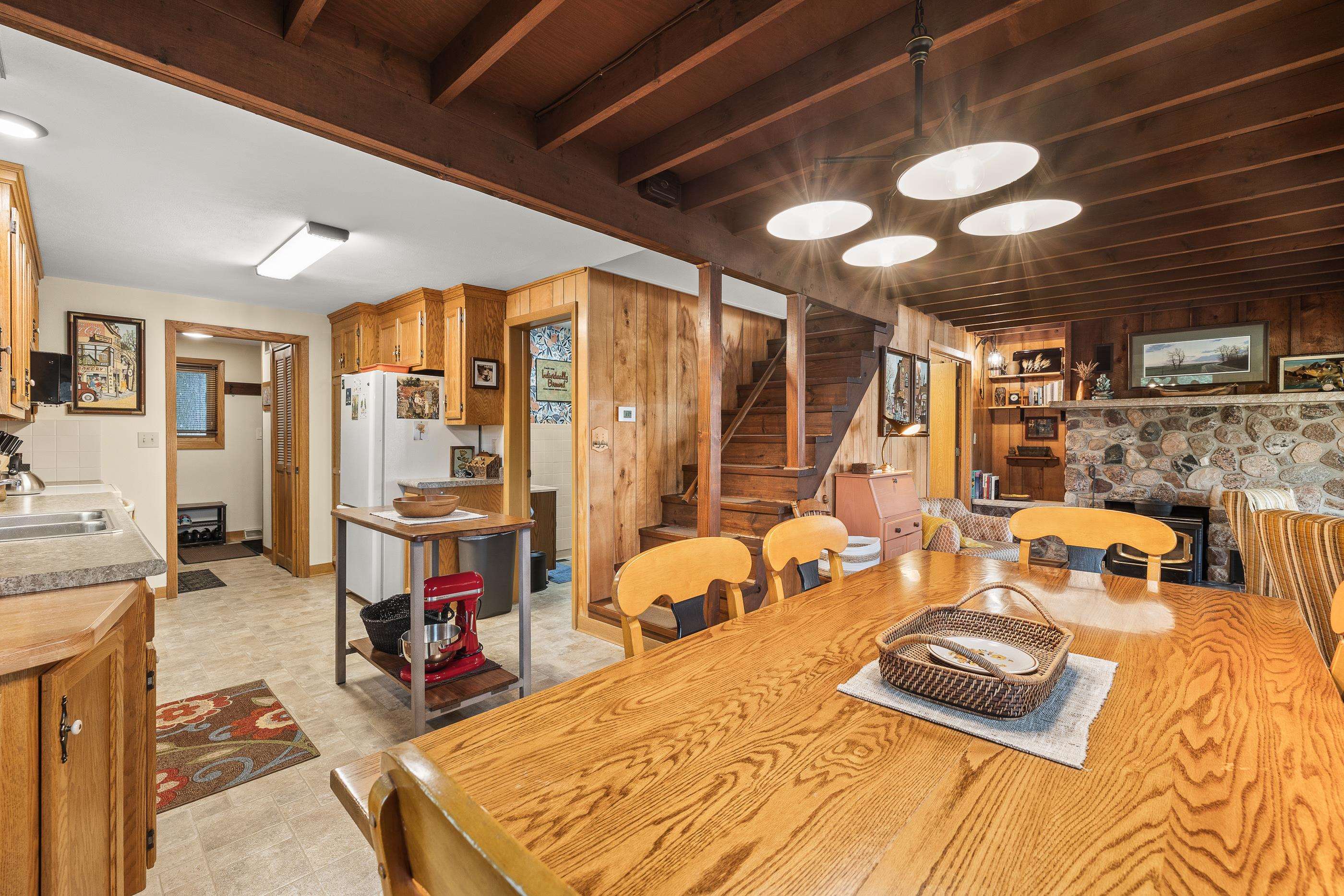 876 SOUTH LAKE ROAD, Amherst Junction, Wisconsin 54407, 3 Bedrooms Bedrooms, ,2 BathroomsBathrooms,Residential,For Sale,876 SOUTH LAKE ROAD,22502052