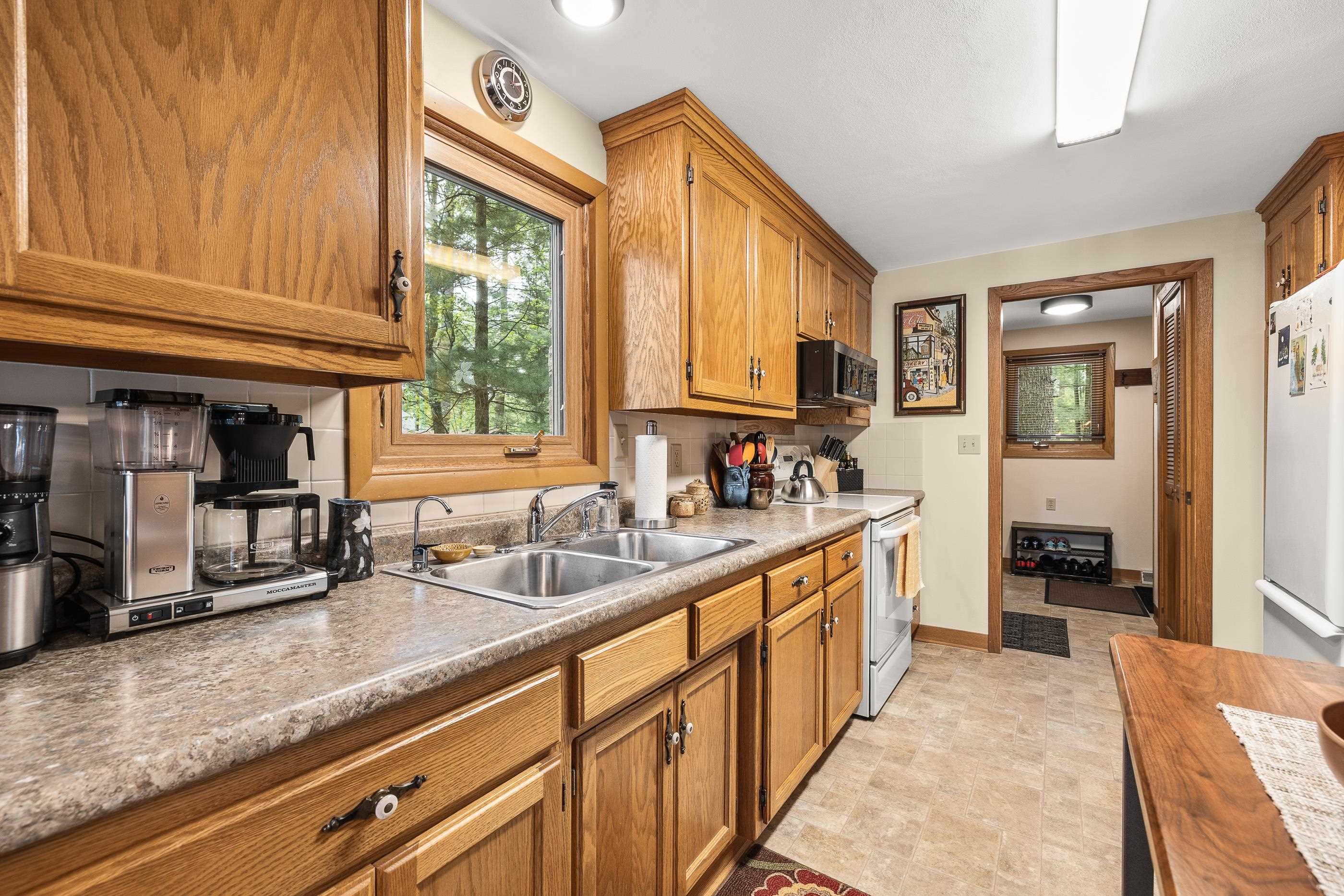 876 SOUTH LAKE ROAD, Amherst Junction, Wisconsin 54407, 3 Bedrooms Bedrooms, ,2 BathroomsBathrooms,Residential,For Sale,876 SOUTH LAKE ROAD,22502052