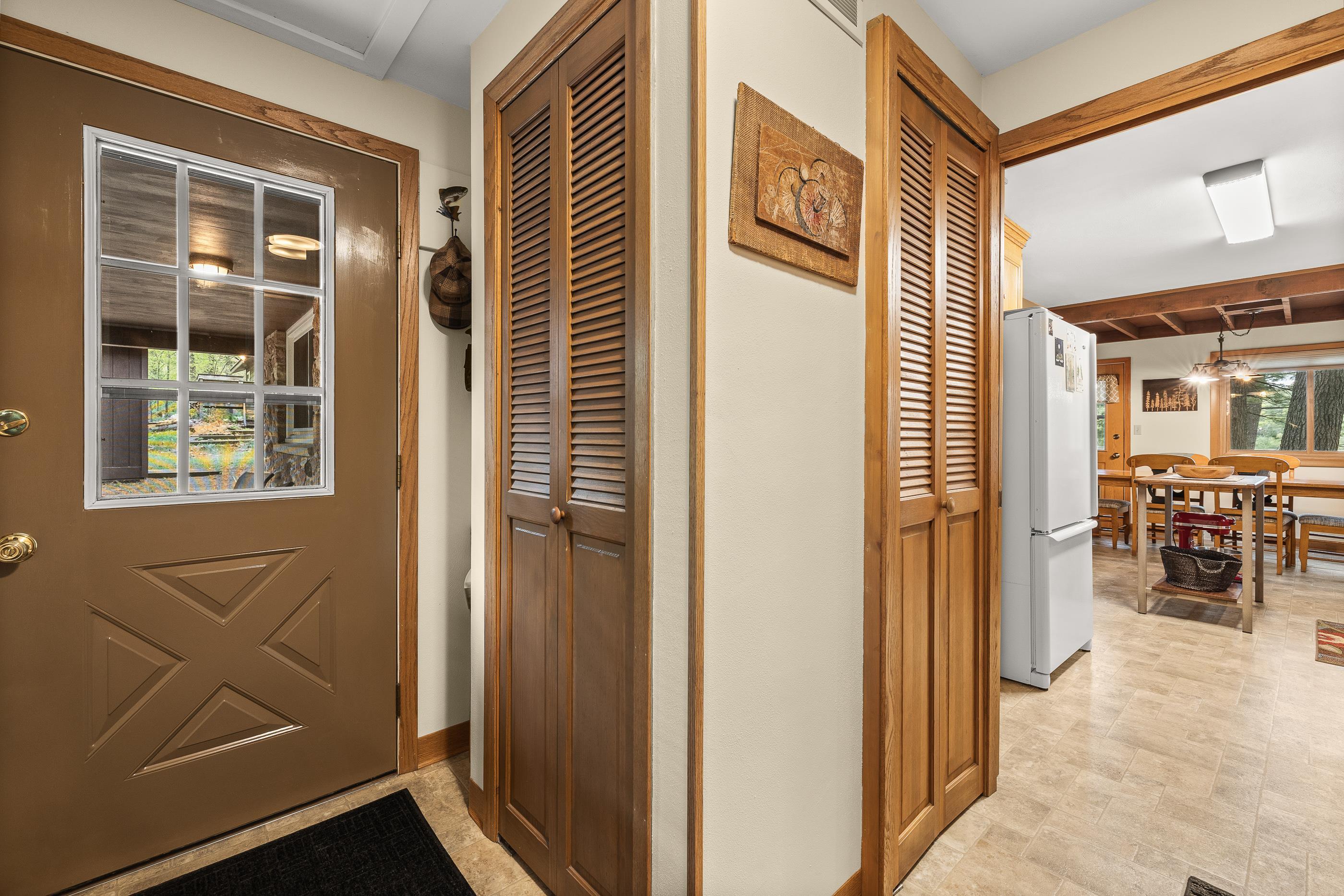876 SOUTH LAKE ROAD, Amherst Junction, Wisconsin 54407, 3 Bedrooms Bedrooms, ,2 BathroomsBathrooms,Residential,For Sale,876 SOUTH LAKE ROAD,22502052