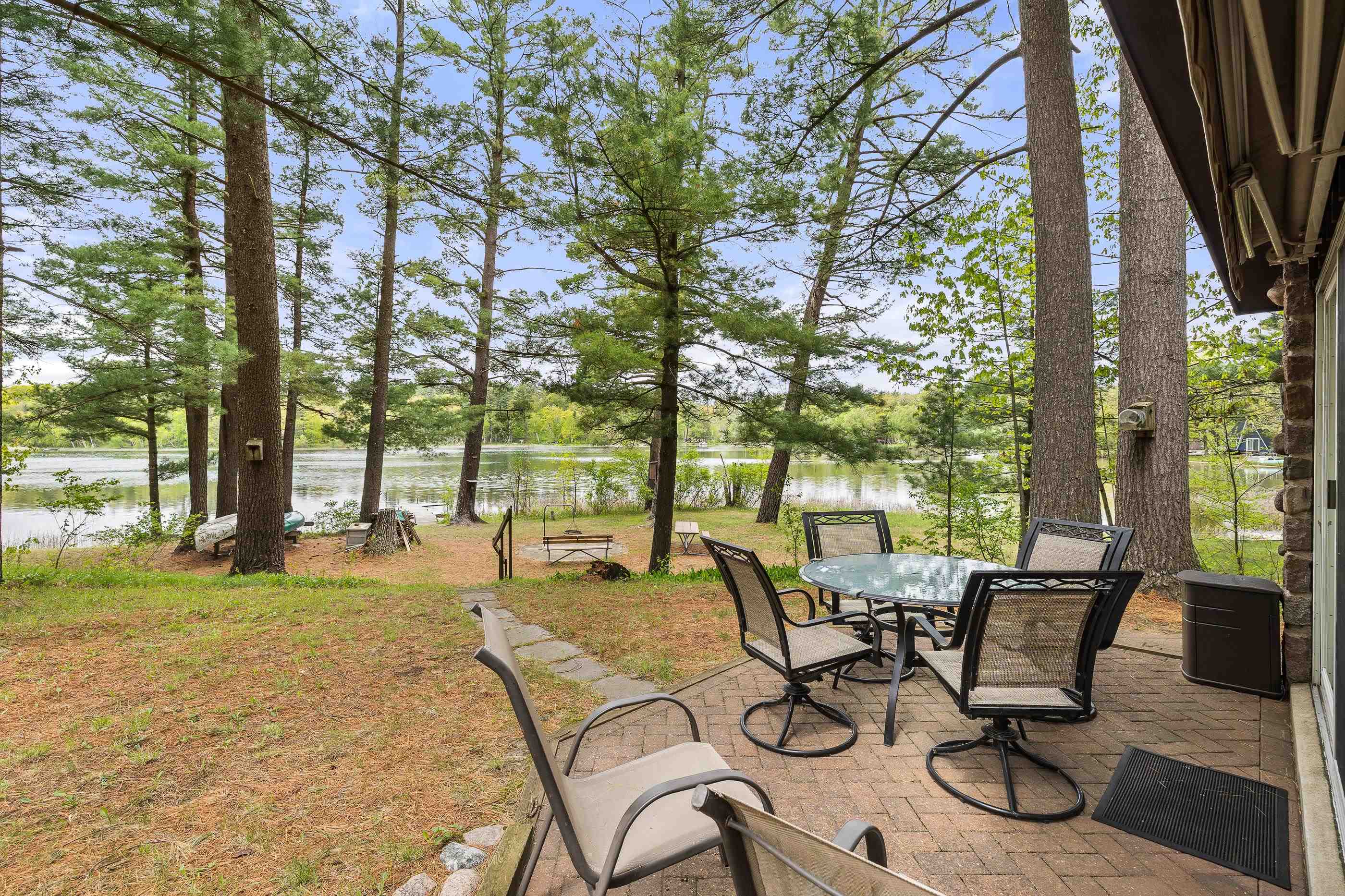 876 SOUTH LAKE ROAD, Amherst Junction, Wisconsin 54407, 3 Bedrooms Bedrooms, ,2 BathroomsBathrooms,Residential,For Sale,876 SOUTH LAKE ROAD,22502052