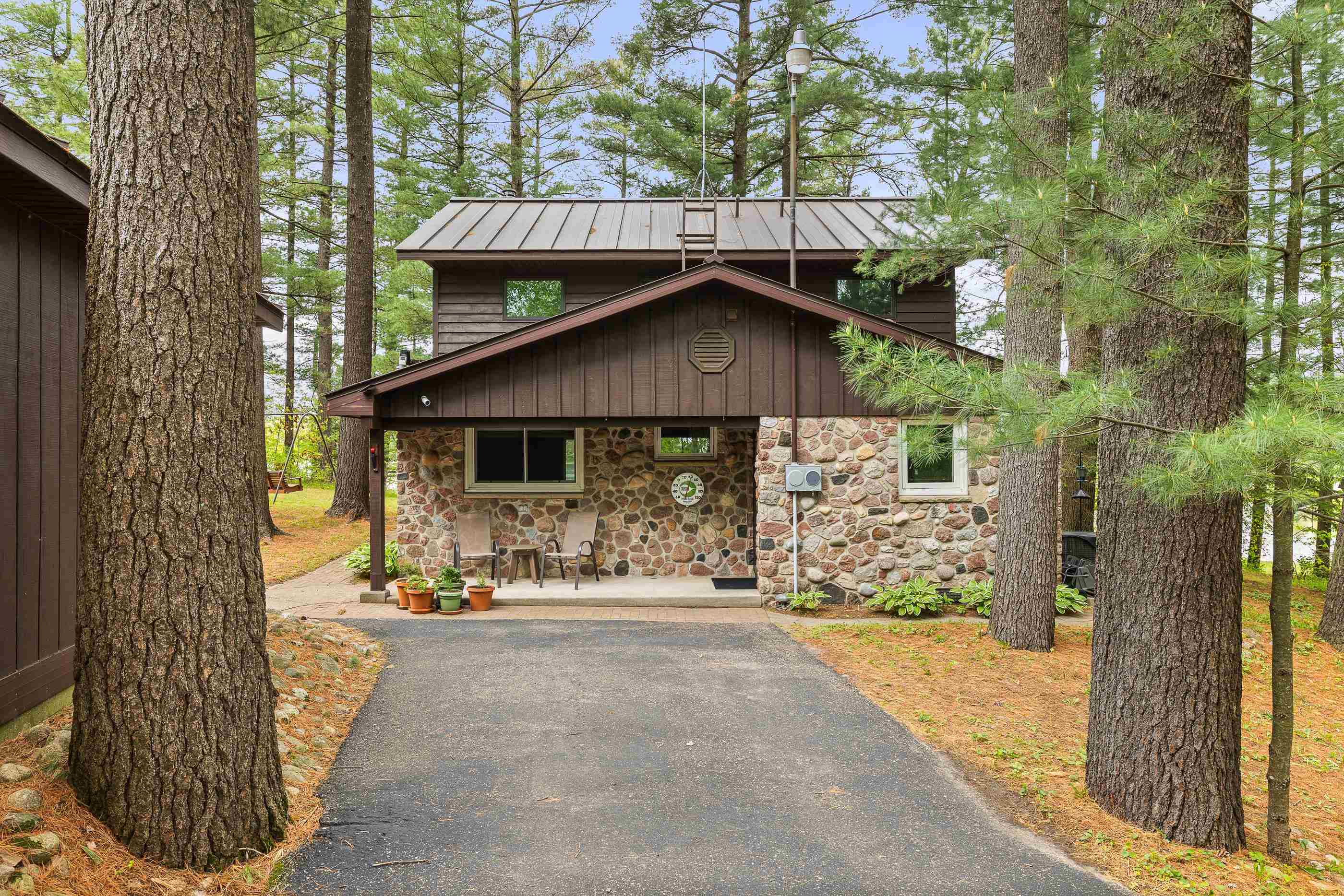 876 SOUTH LAKE ROAD, Amherst Junction, Wisconsin 54407, 3 Bedrooms Bedrooms, ,2 BathroomsBathrooms,Residential,For Sale,876 SOUTH LAKE ROAD,22502052