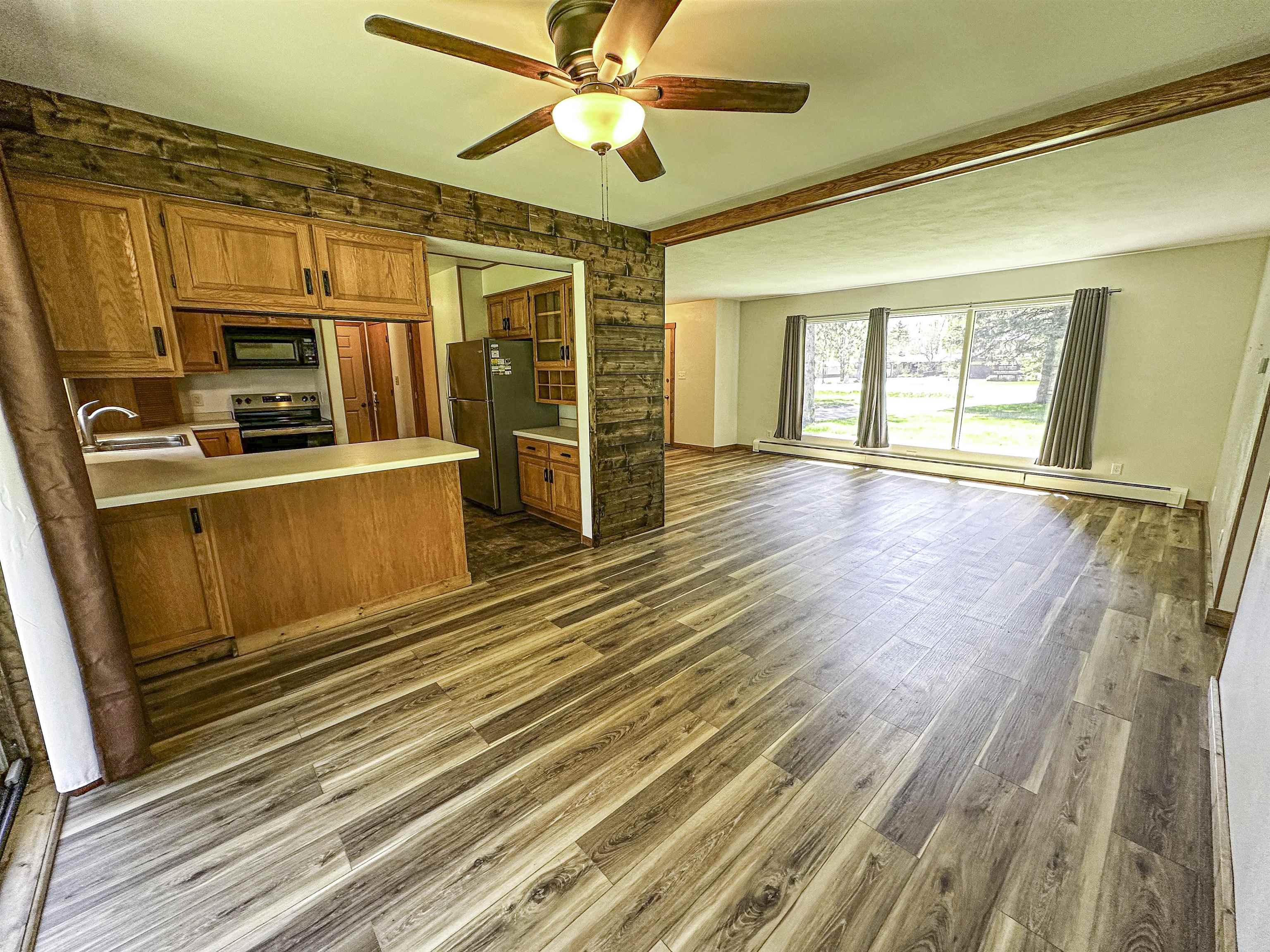 1200 4TH AVENUE NORTH, Park Falls, Wisconsin 54552, 3 Bedrooms Bedrooms, ,2 BathroomsBathrooms,Residential,For Sale,1200 4TH AVENUE NORTH,22502060