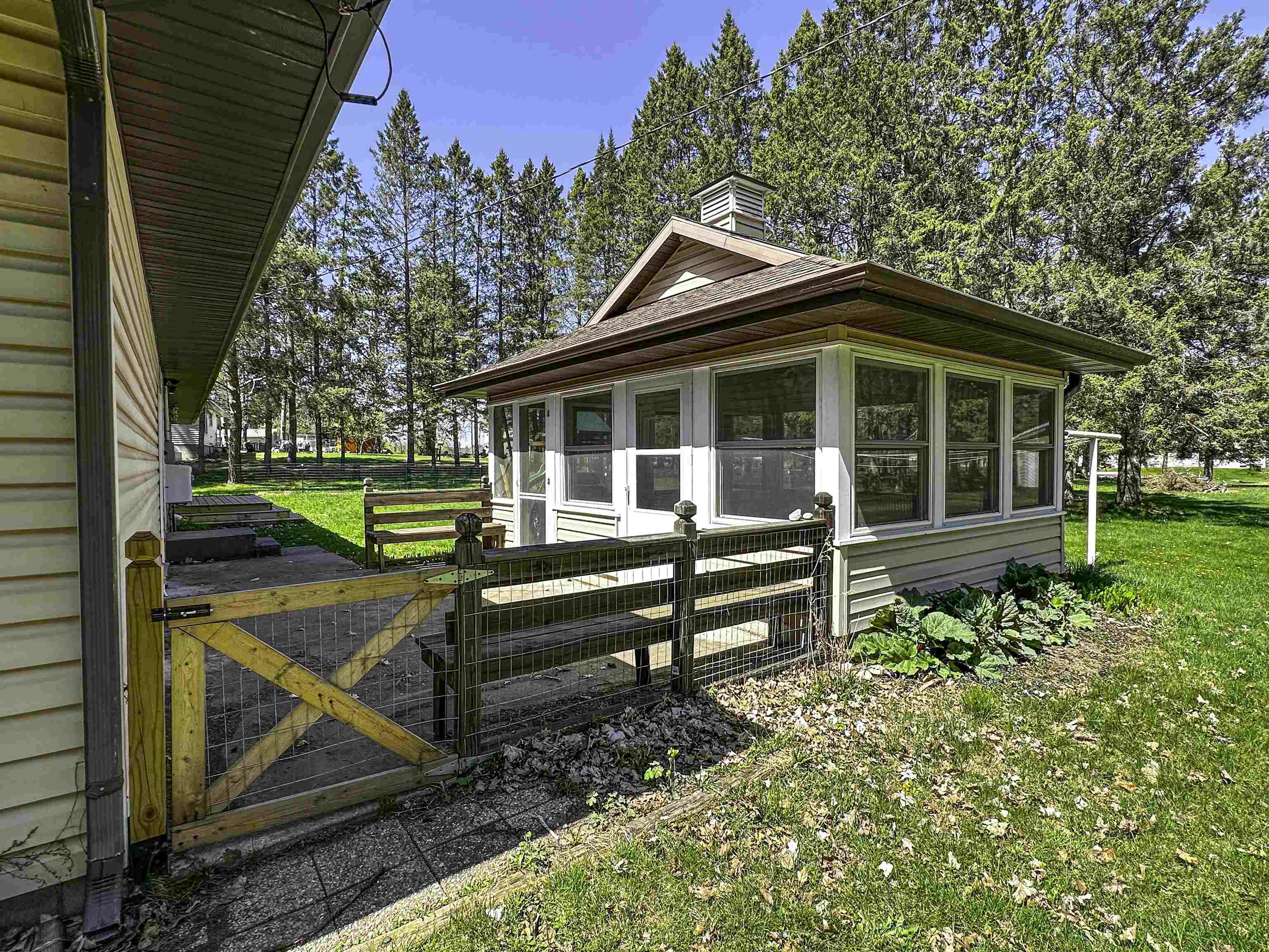 1200 4TH AVENUE NORTH, Park Falls, Wisconsin 54552, 3 Bedrooms Bedrooms, ,2 BathroomsBathrooms,Residential,For Sale,1200 4TH AVENUE NORTH,22502060