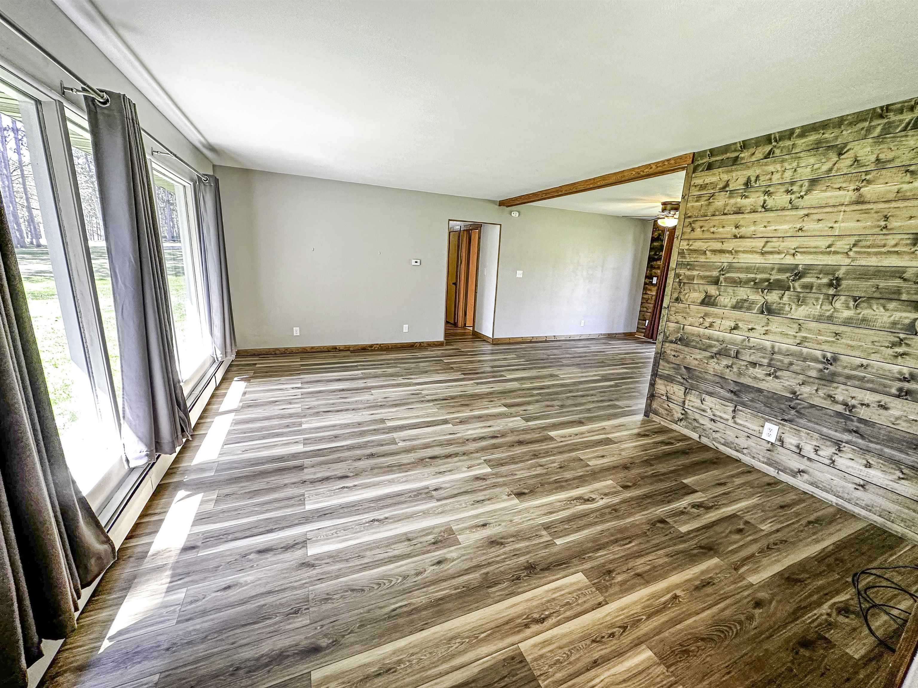 1200 4TH AVENUE NORTH, Park Falls, Wisconsin 54552, 3 Bedrooms Bedrooms, ,2 BathroomsBathrooms,Residential,For Sale,1200 4TH AVENUE NORTH,22502060